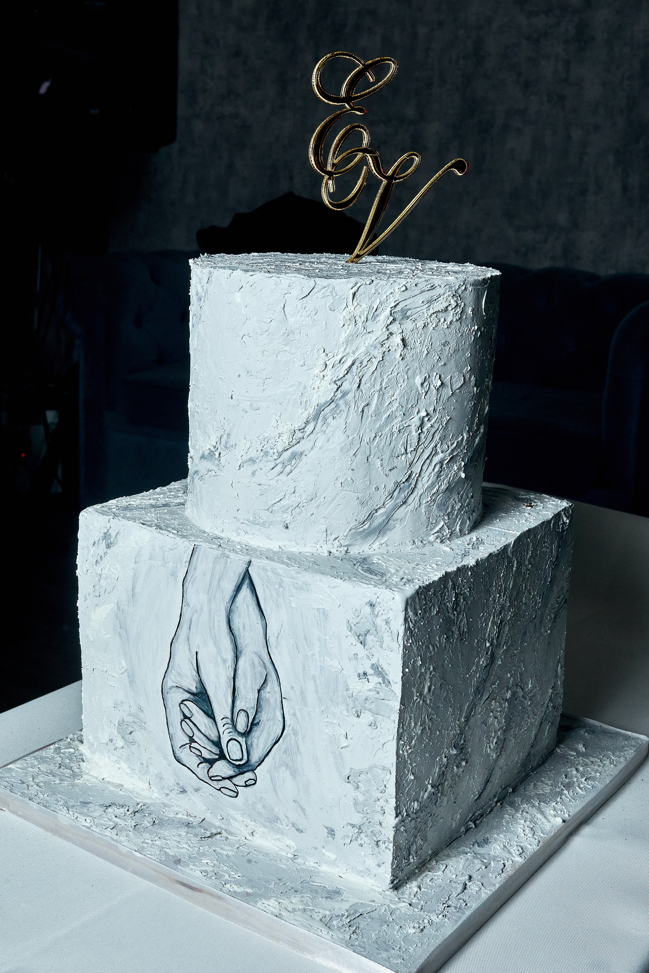 Свадебная фотосъёмка для Джани и Валентина – фотограф свадеб проводит фотосессию