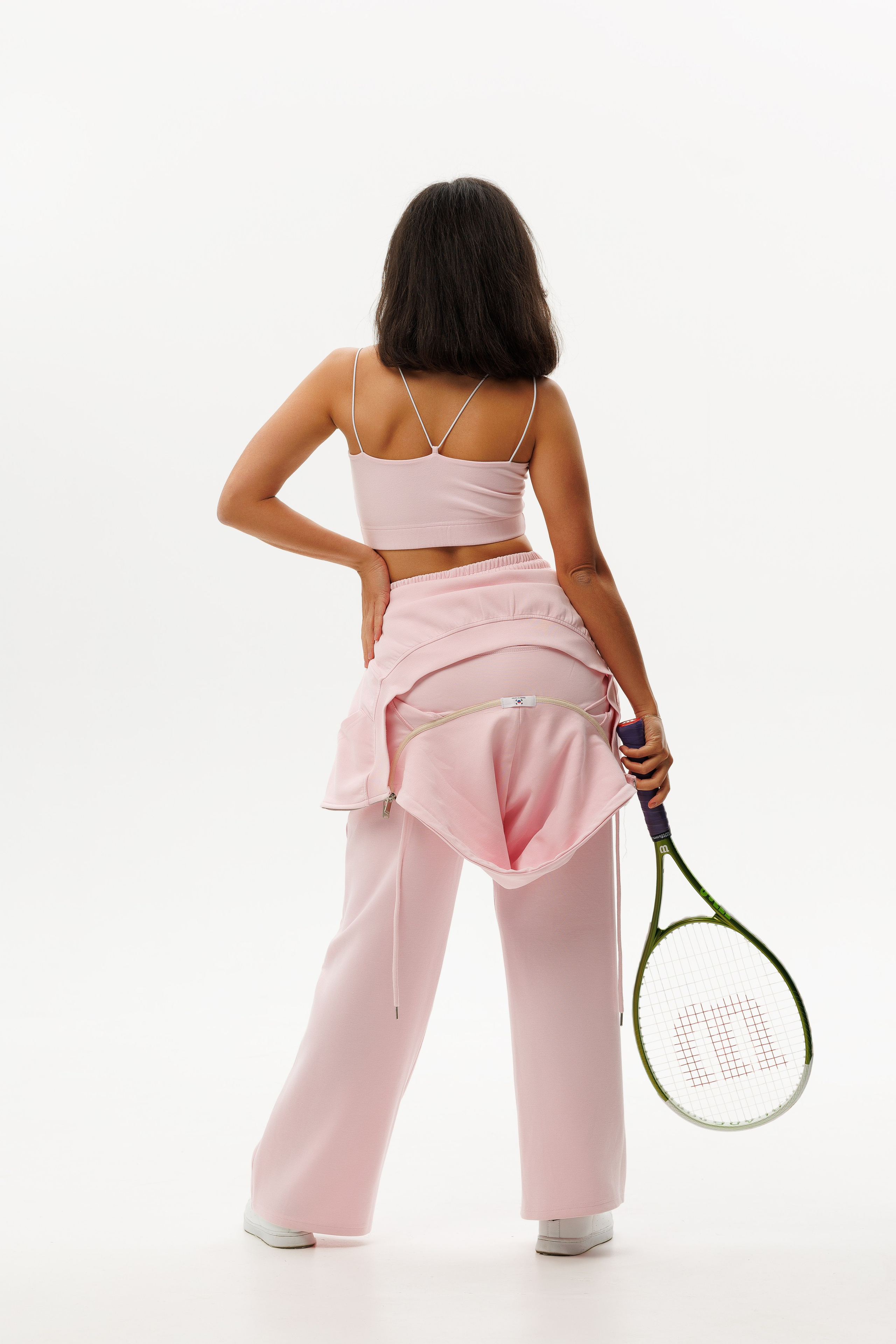 Спортивный каталог на белом фоне. Фотограф Минск