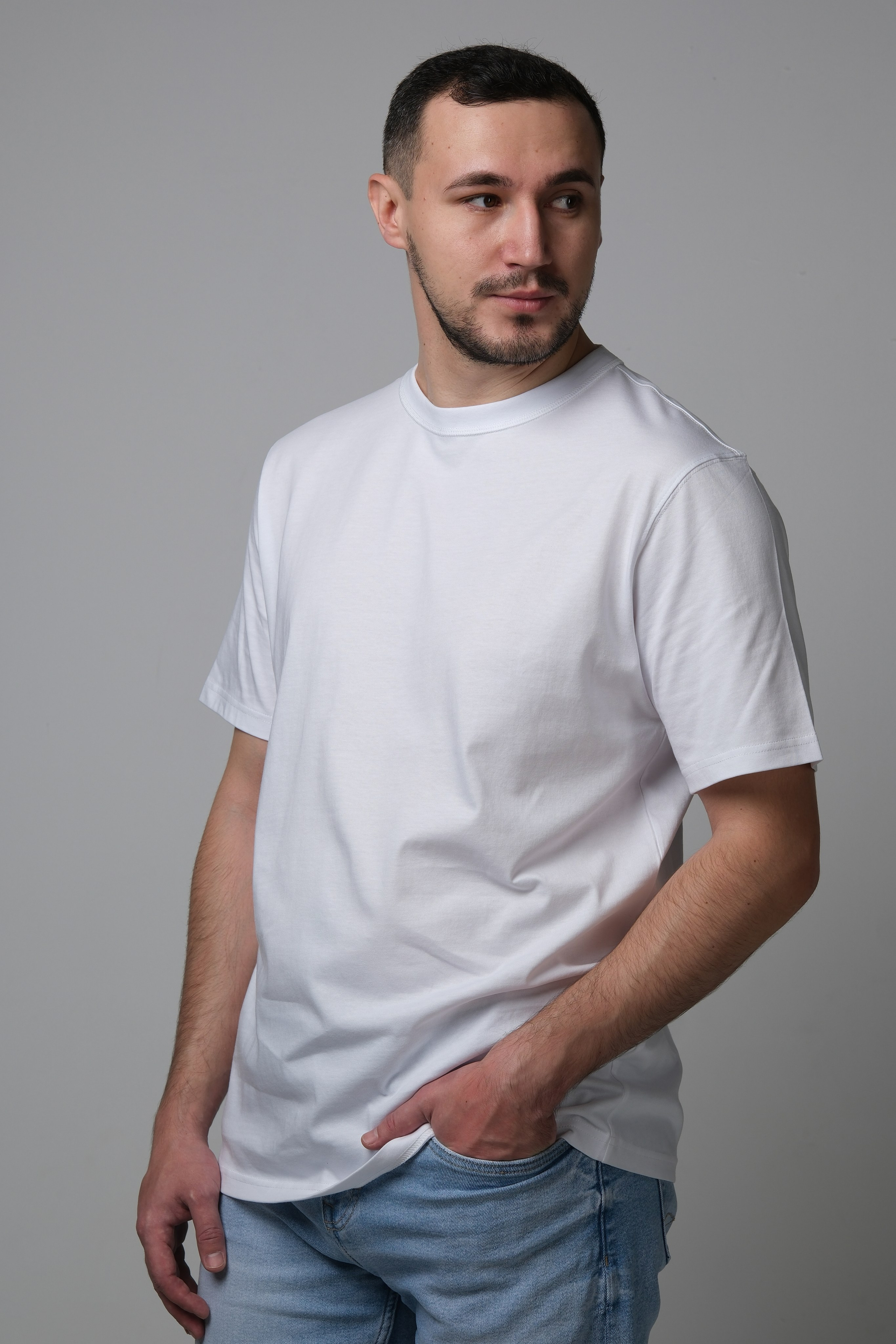 Дмитрий Б. Мен. Фото и видео продакшн в Москве — съемка для брендов и маркетплейсов