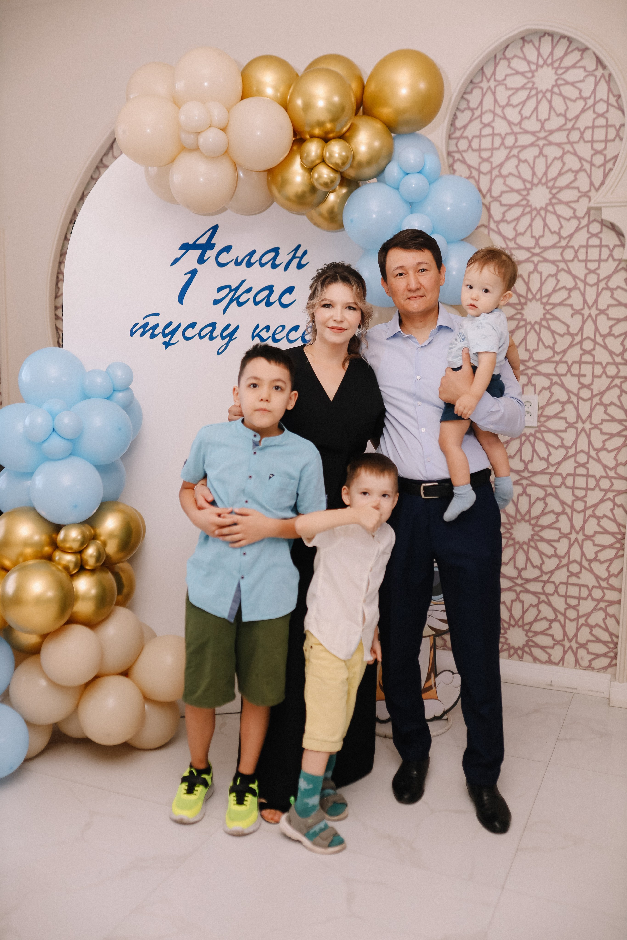 Услуги. Фотограф в Жезказгане. Графический дизайнер