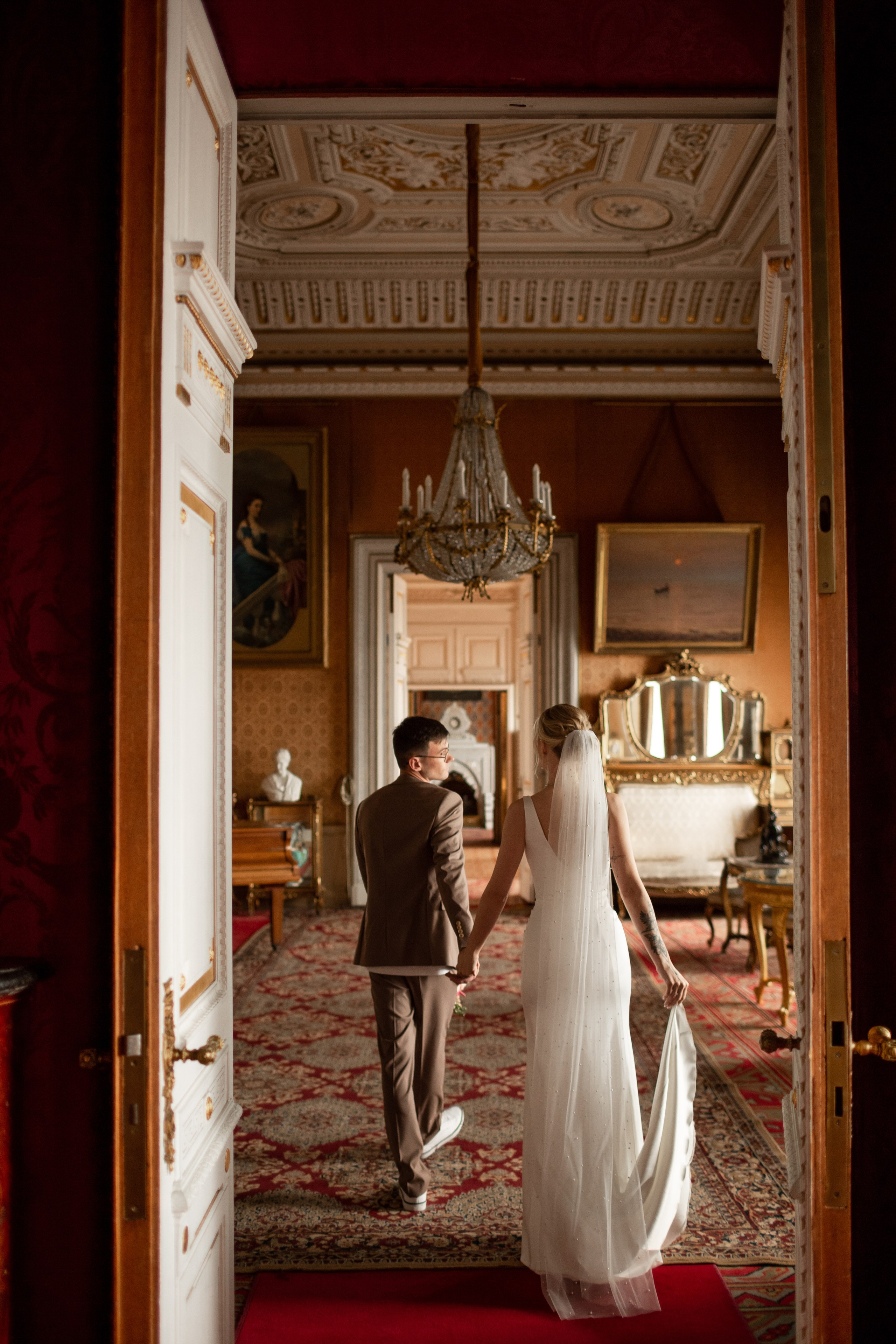 Свадебная фотосессия в Доме ученых. Свадебный фотограф Кирилл Белый