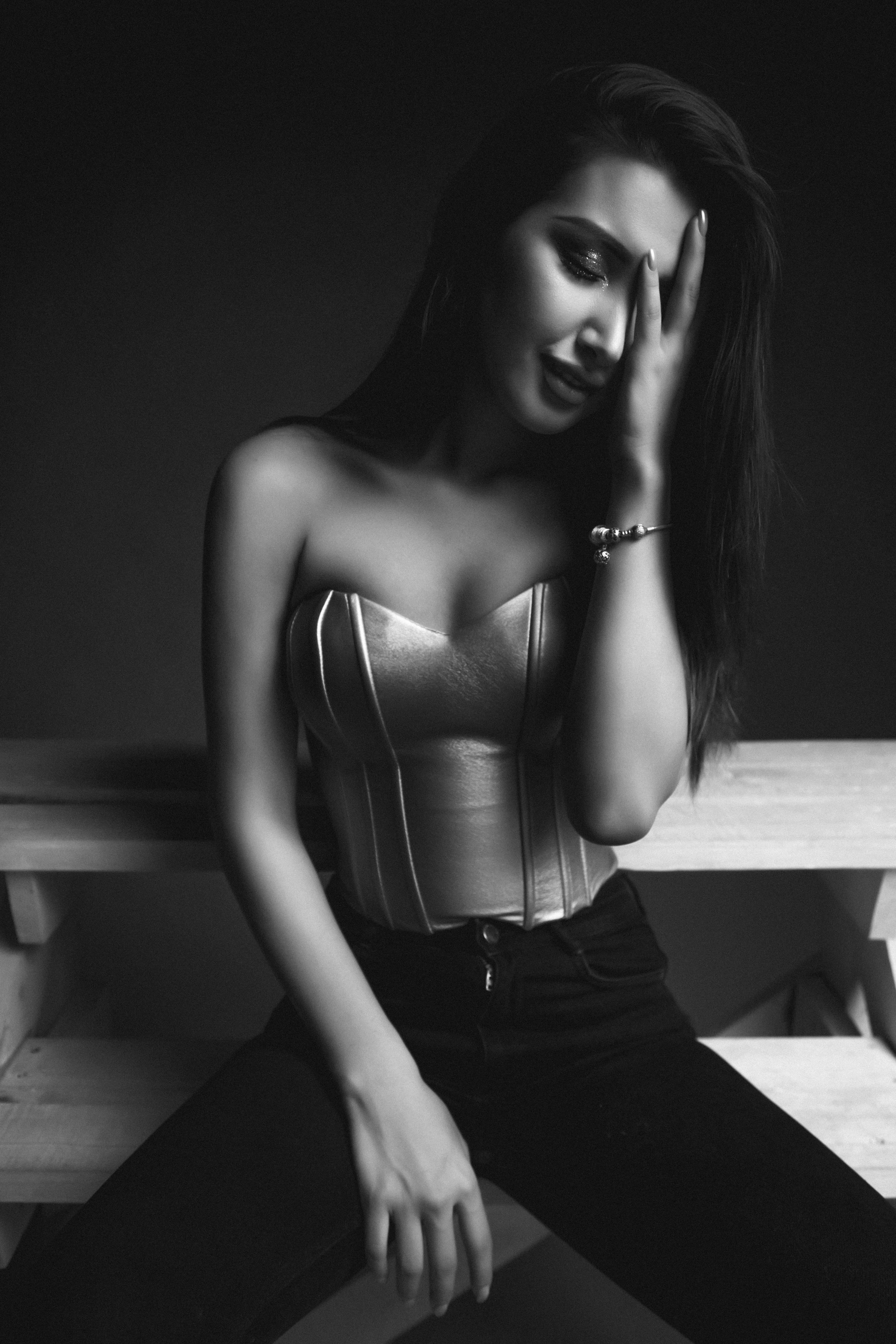 Фотостудия в Атырау | Фотограф атырау, Видео, Дрон, съемка в атырау Контент для Бизнеса»