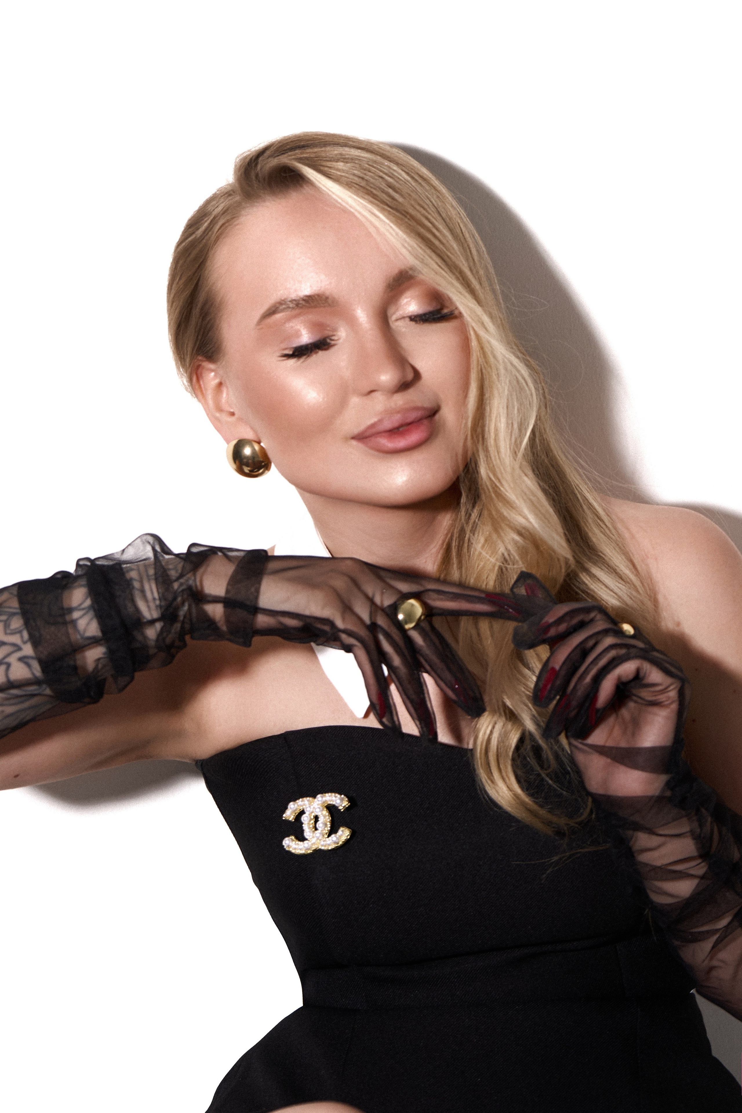 Сплетни — женское тайное сообщество. Анастасия Мельникова