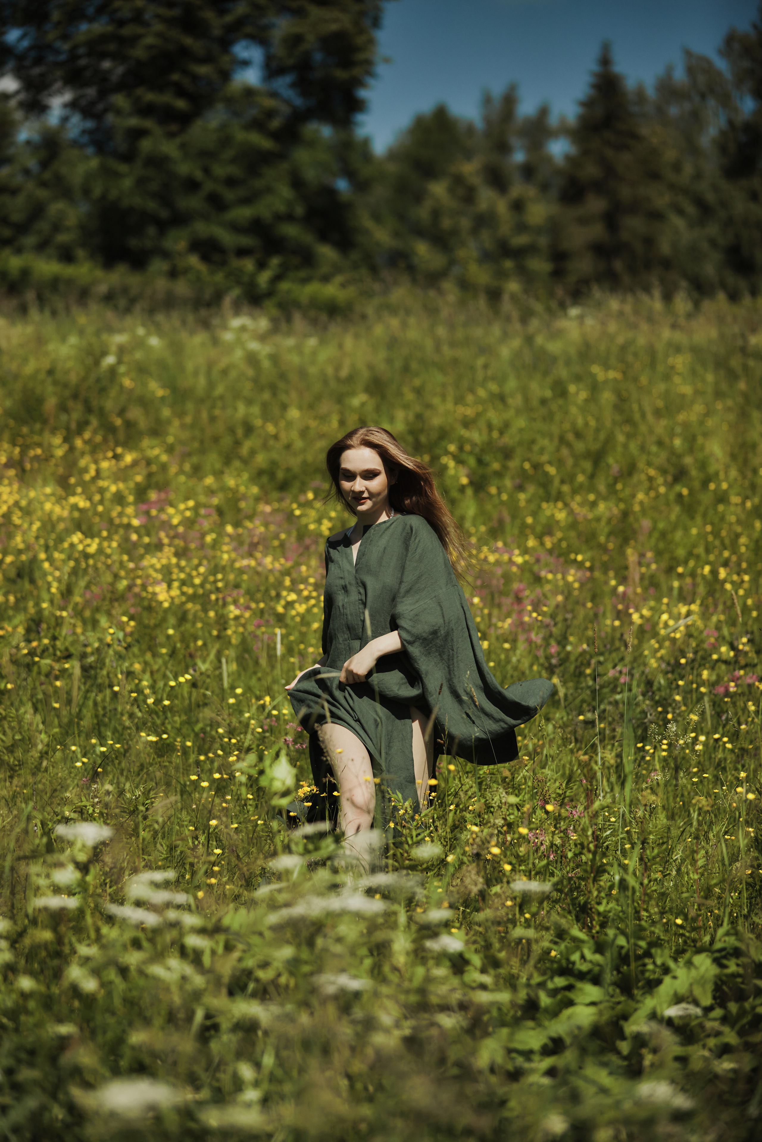 Портретная съёмка СИНИОКО в Павловске с Надеждой из ARLETTE MANAGEMENT. Одежда из Санкт-Петербурга СИНИОКО