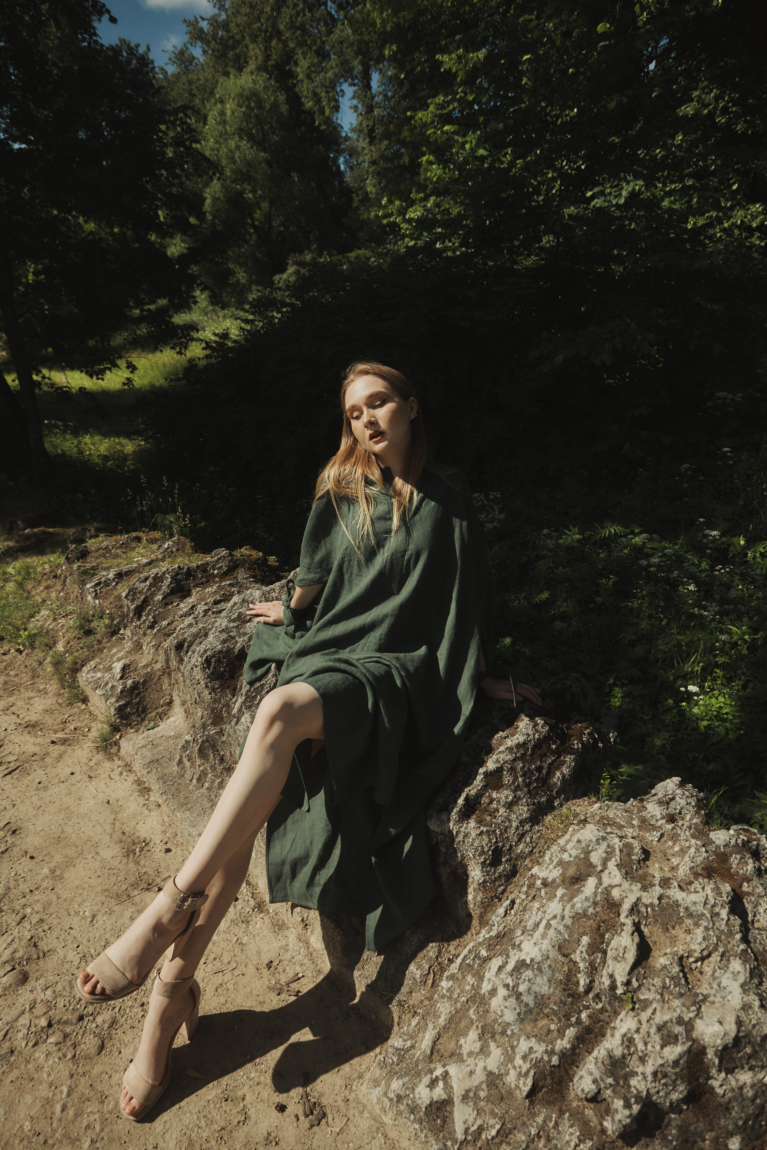 Портретная съёмка СИНИОКО в Павловске с Надеждой из ARLETTE MANAGEMENT. Одежда из Санкт-Петербурга СИНИОКО