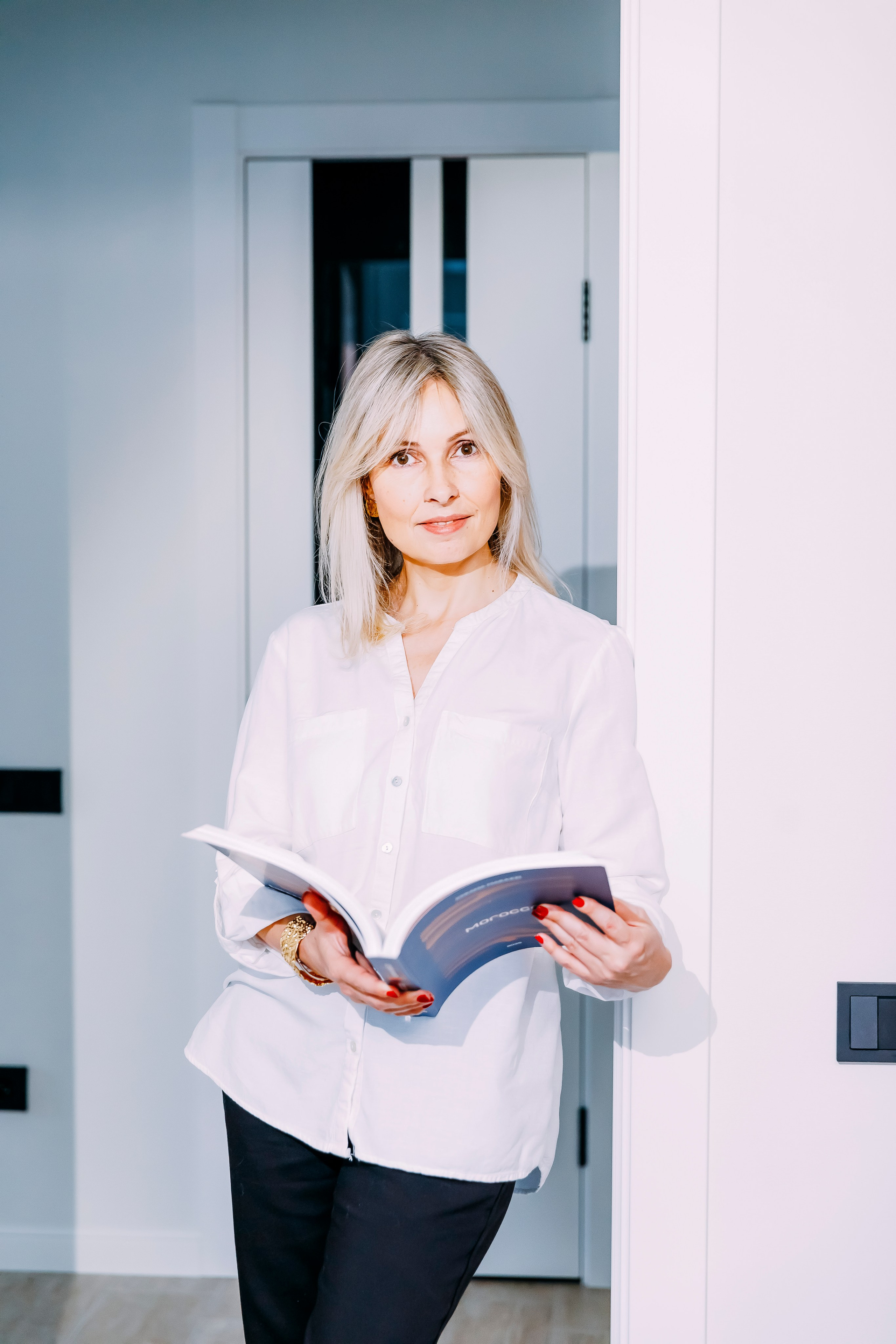 Контакты. ОК_Дизайн: Квартирка с Картинки