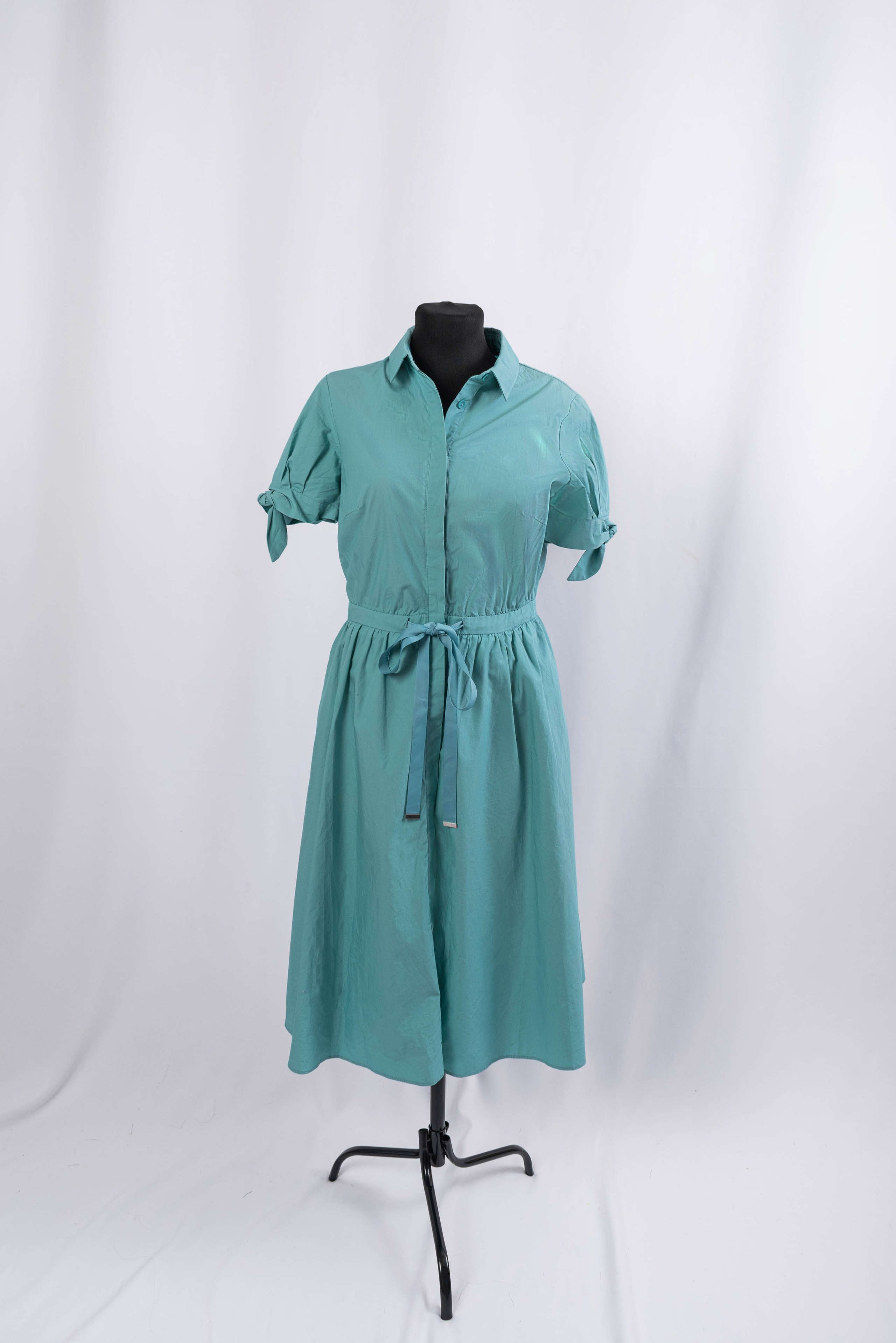 Миди платья. Интерьерная фотостудия Background в Омске