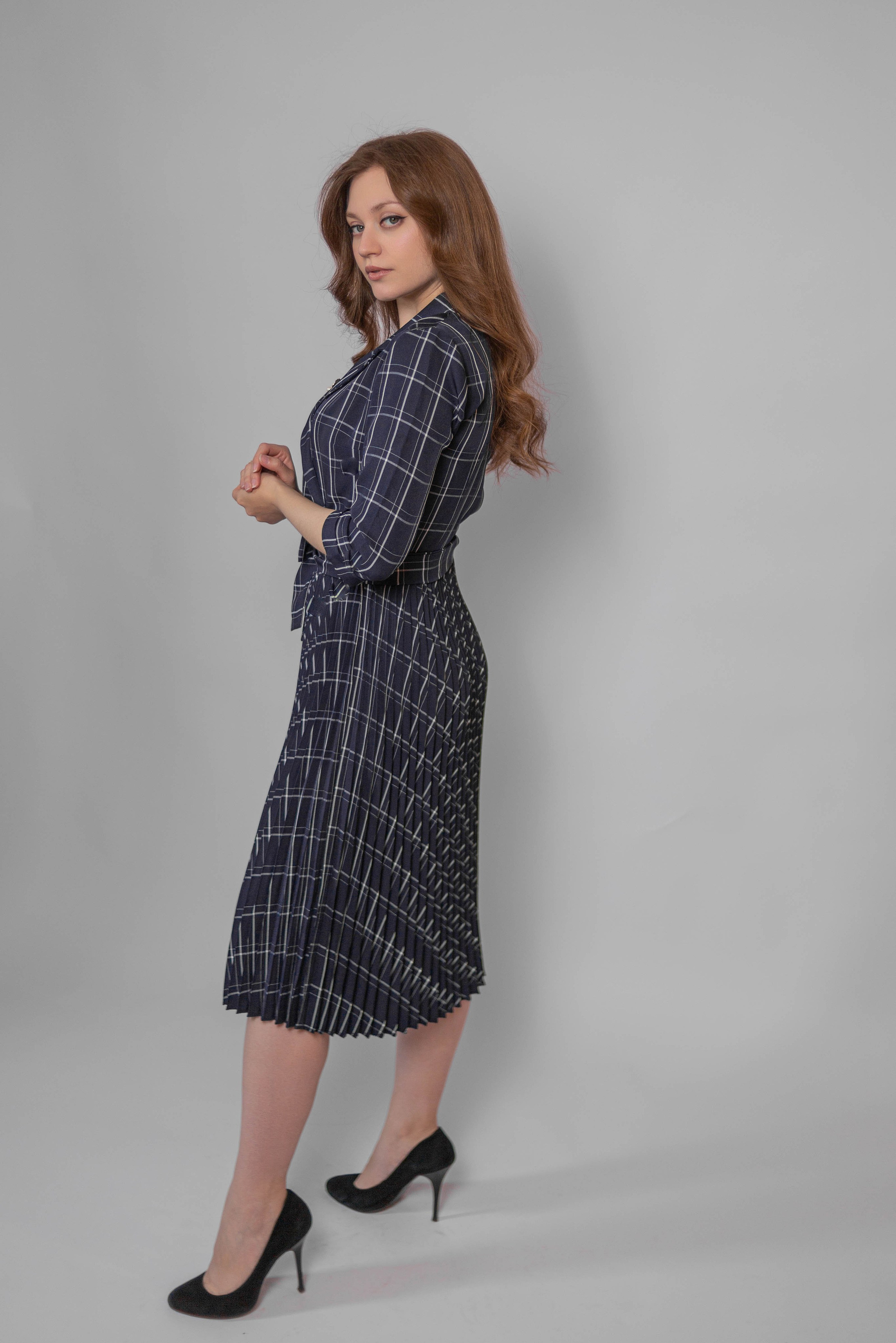 Миди платья. Интерьерная фотостудия Background в Омске