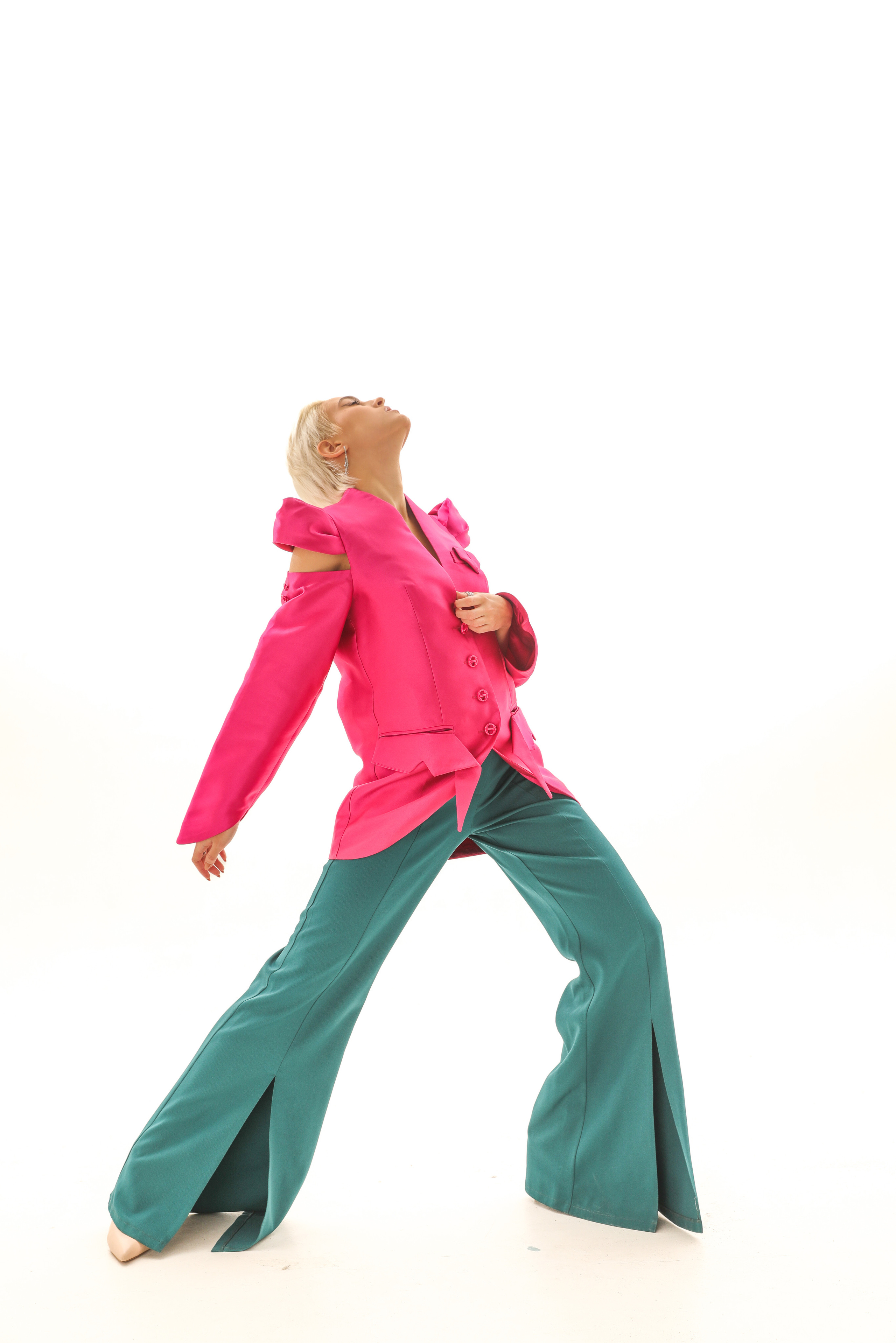 Casting for the title “face of the brand” for designer Tatiana Alexandrova. Visual artist, photographer Liana Darenskaya, Moscow