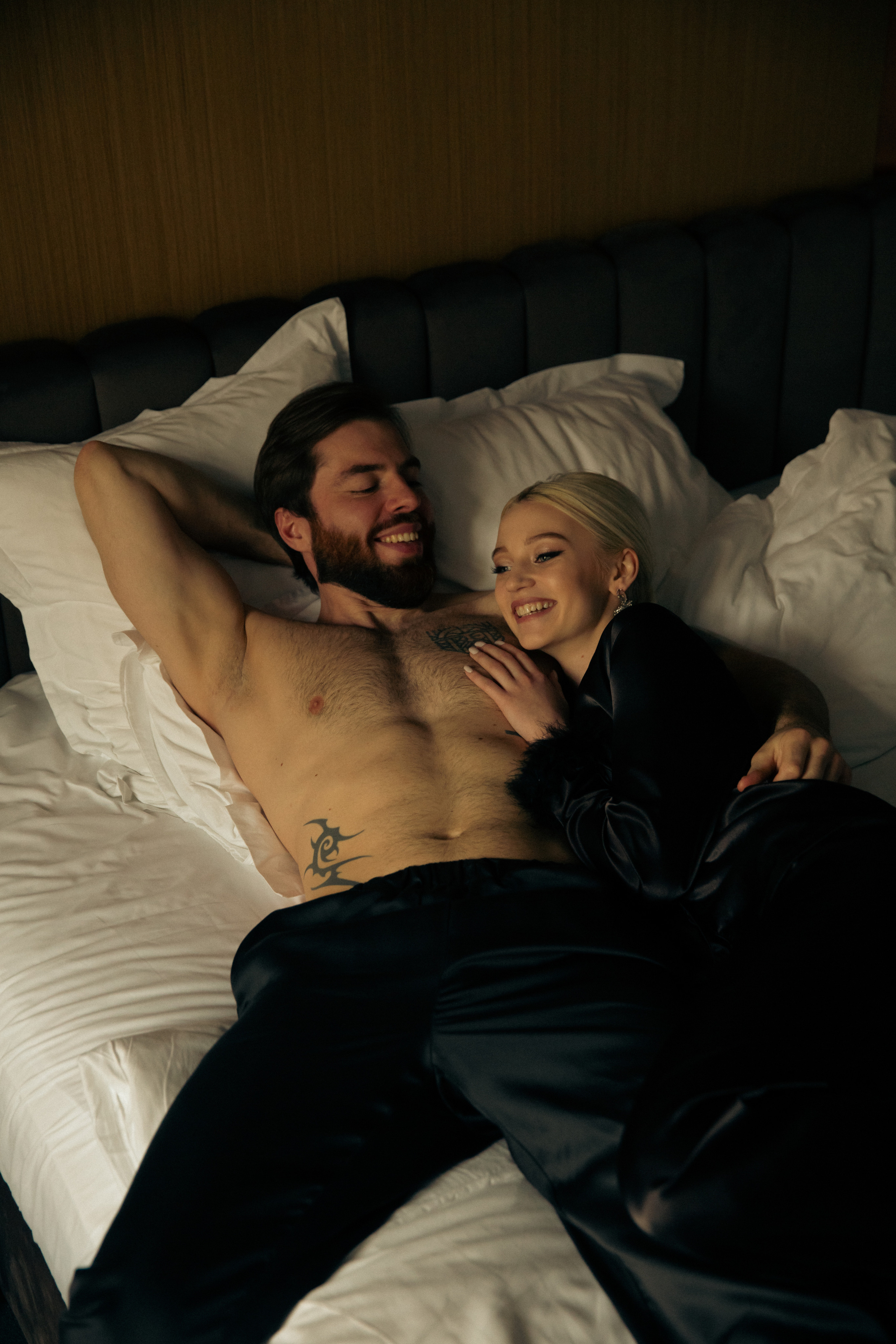 Wedding. Bride and groom — morning at the hotel. Visual artist, photographer Liana Darenskaya, Moscow