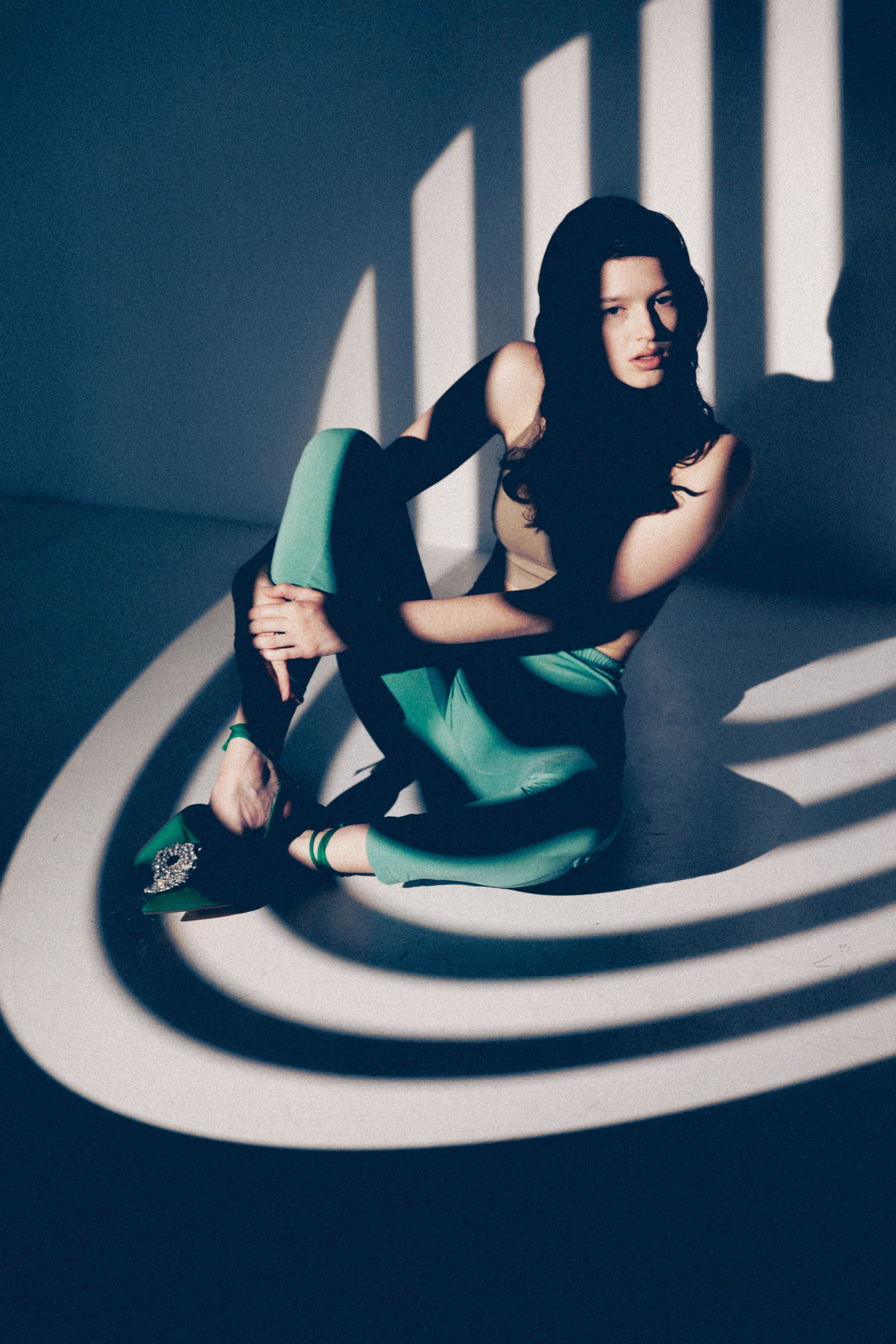 Ксения. Маски Габо и жесткий свет. Фотограф в Санкт-Петербурге Алена Сертакова