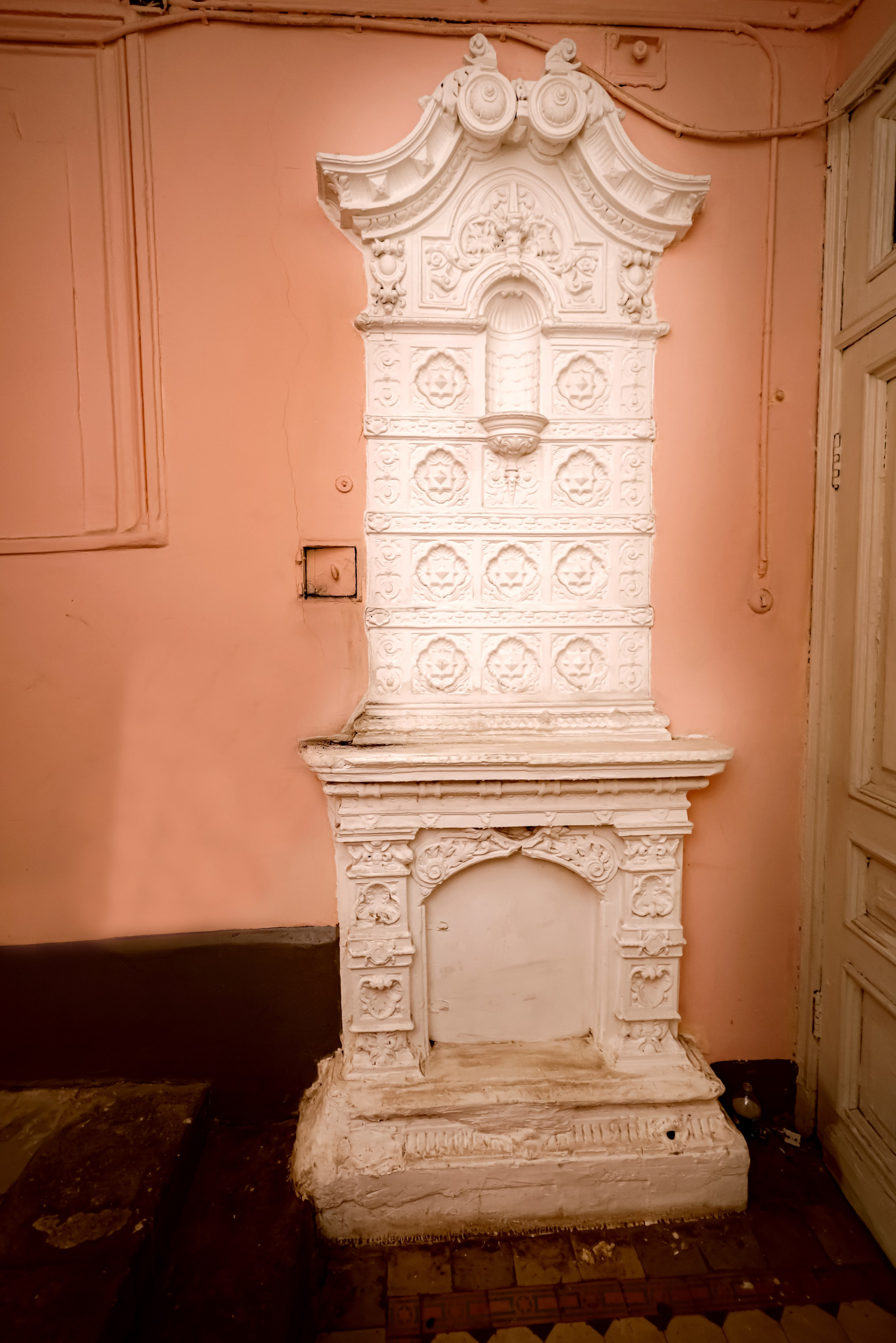 Дом лейтенанта Юрия Корсака. 812 оттенков Питера