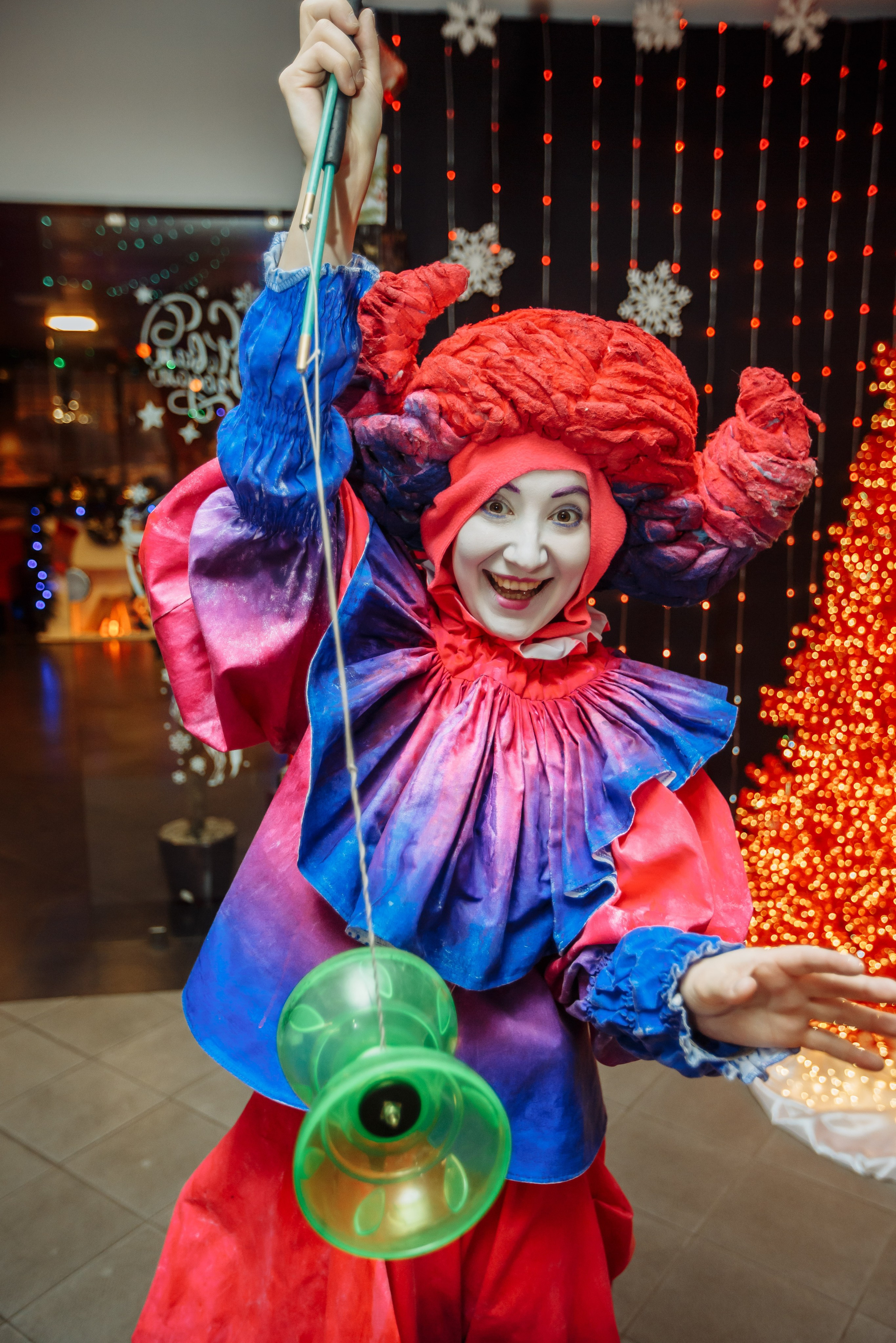 Красивые фотографии на корпоратив от фотографа Павла Кора, фильм с интервью фишка мероприятия, подробнее как забронировать фото и видео на юбилей ил день рождения