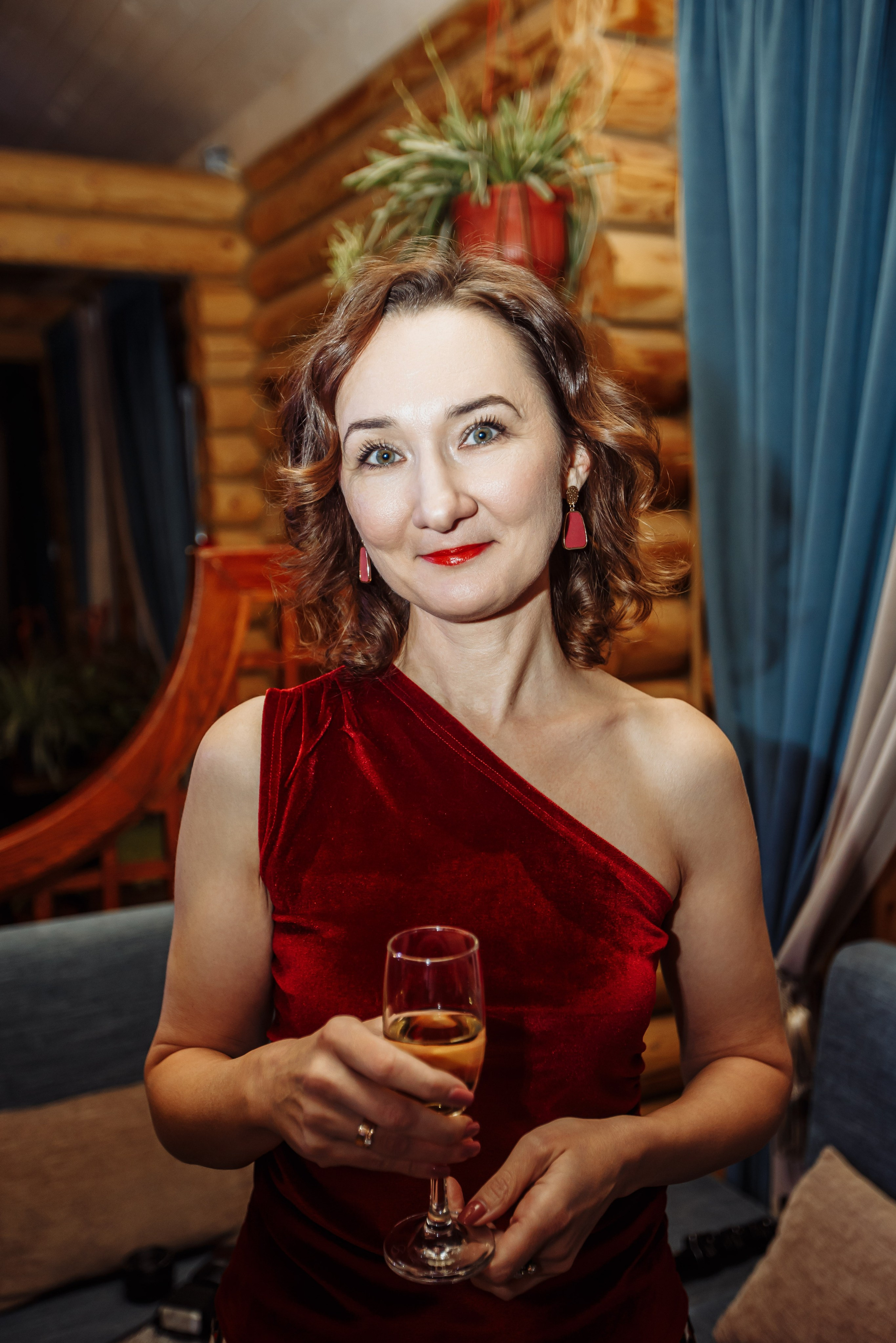 Красивый портрет девушке на юбилеи свадьбы, подробнее на сайте по этой ссылке