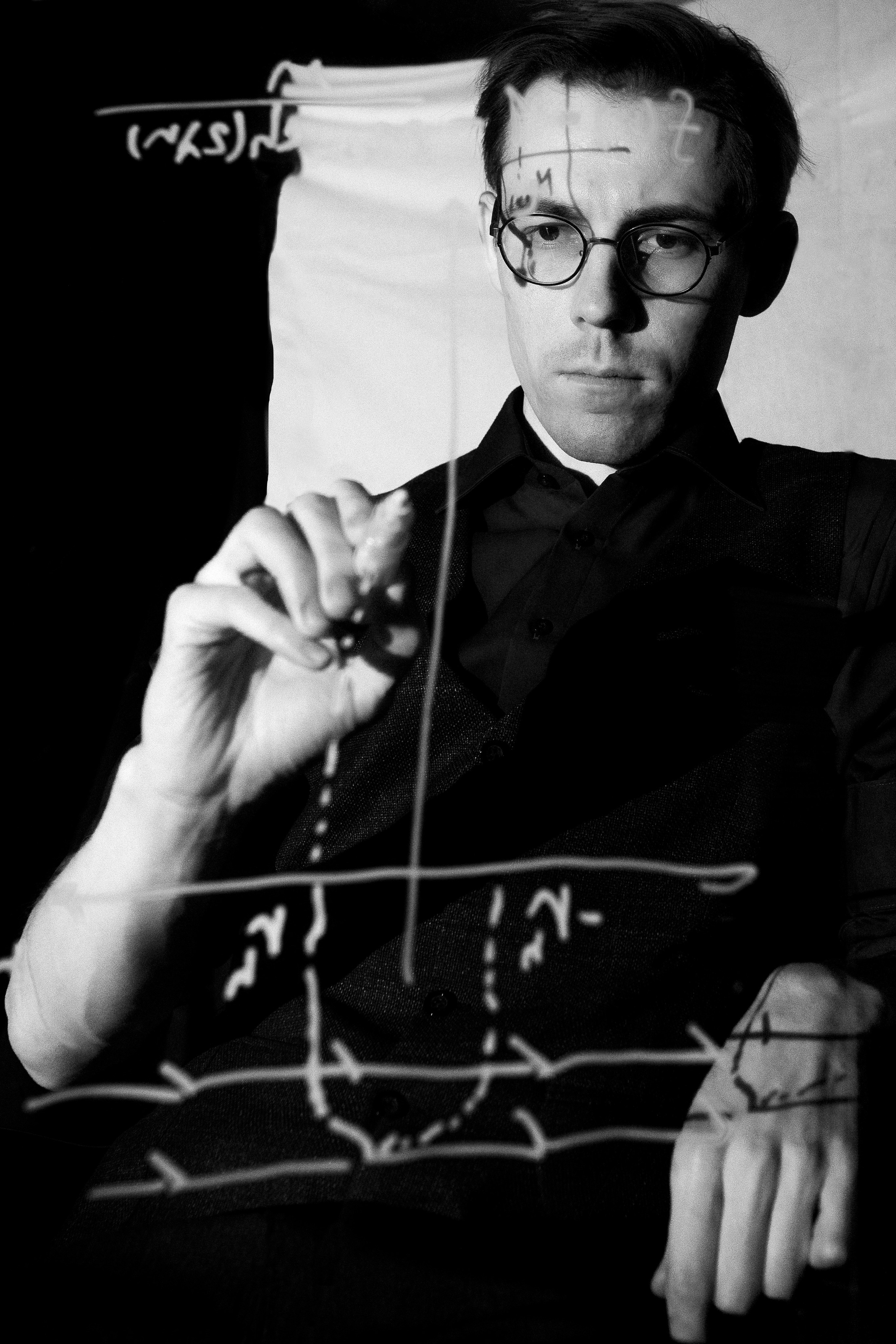 Physicists. Artisistic photographs of Lena Sokolova