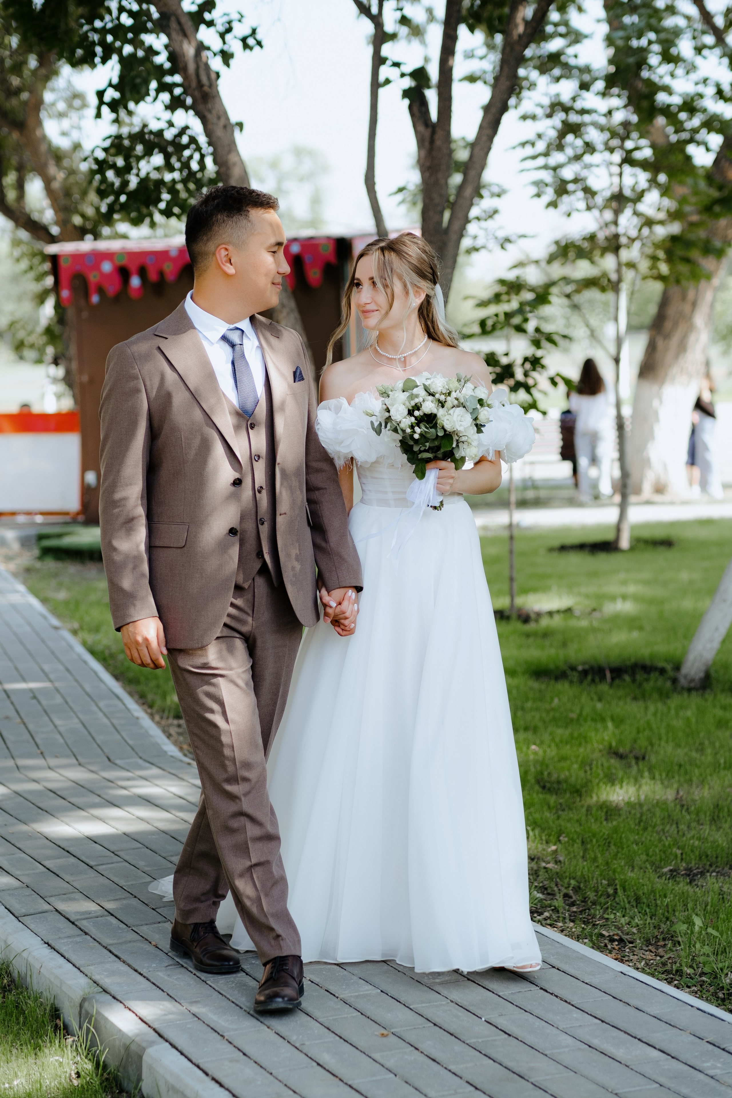 Свадебный фотограф в Балаково — Андрей Яхнин: стильные и эмоциональные фотосессии