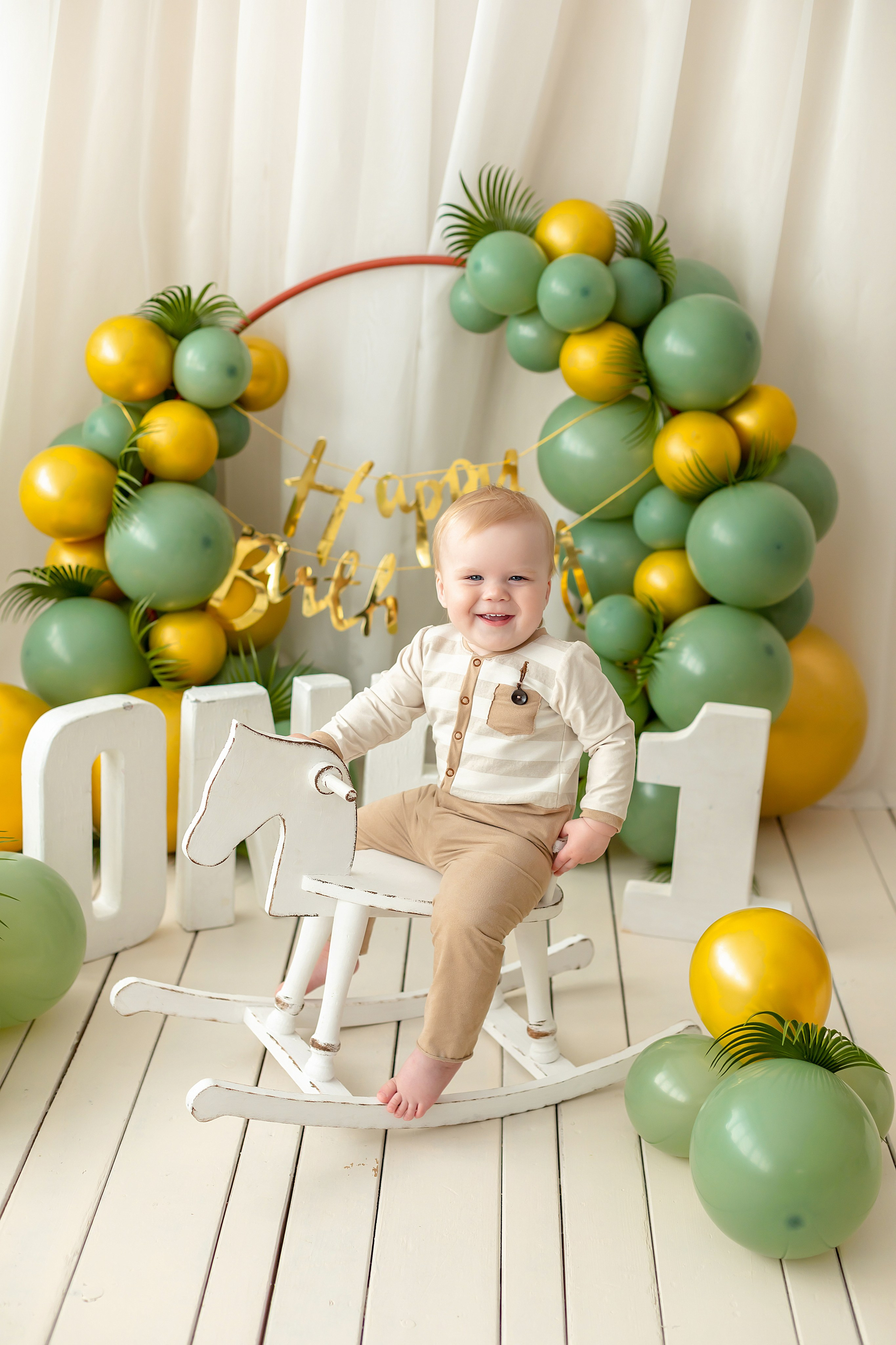 Услуги / Именинник. Фотограф новорожденных в Тюмени