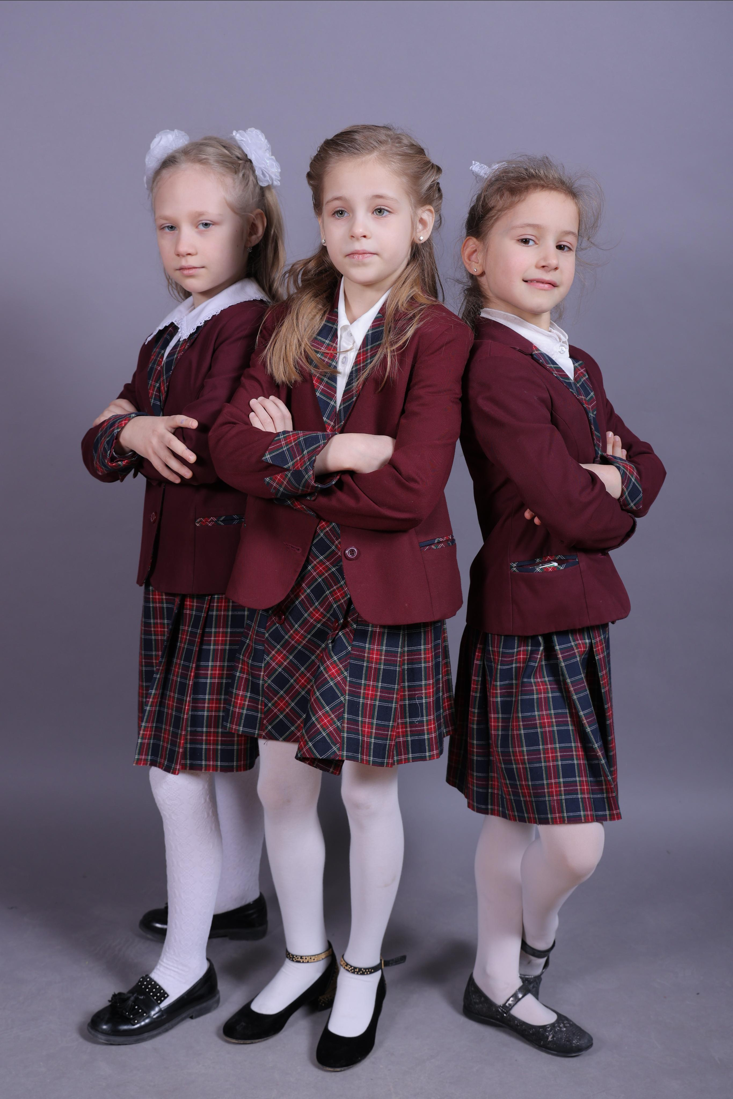 В ЛУЧШИХ ТРАДИЦИЯХ. Школьная фотография в Санкт-Петербурге, выпускные альбомы, фотосессии