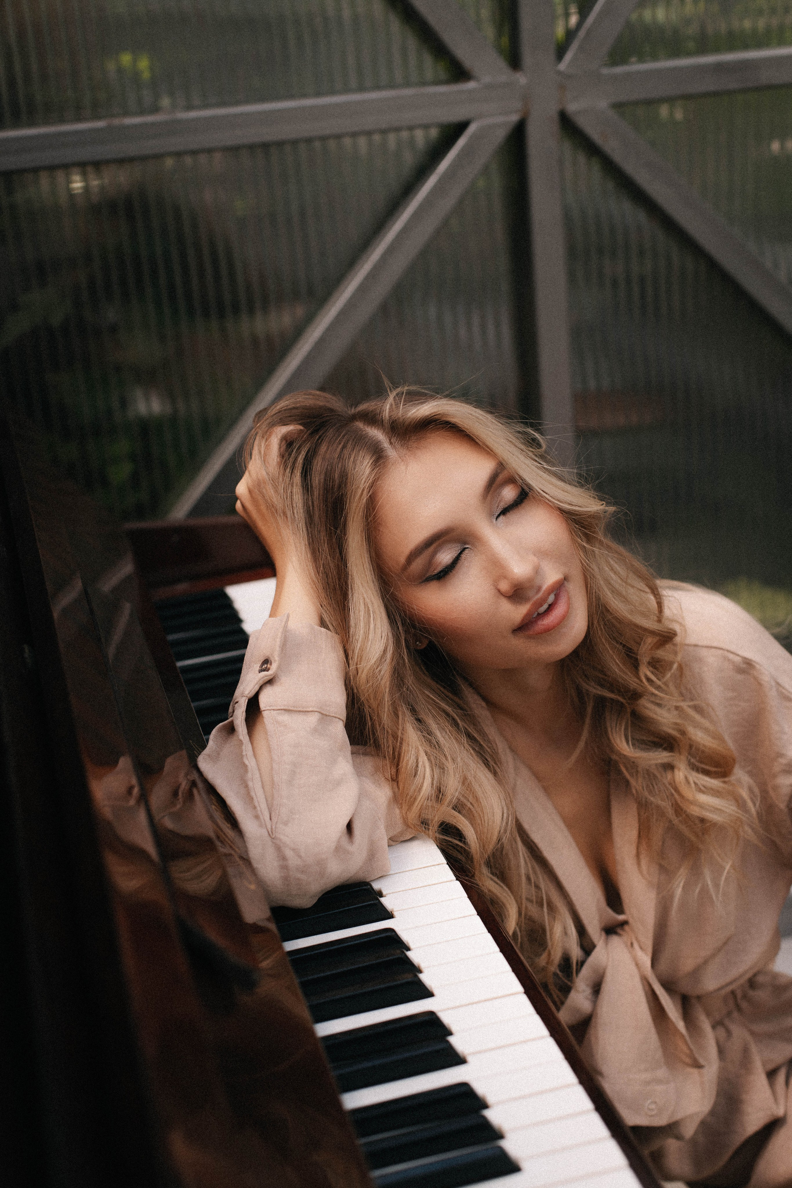 Контакты. Свадебный и семейный фотограф Пенза Ильмира Девликамова