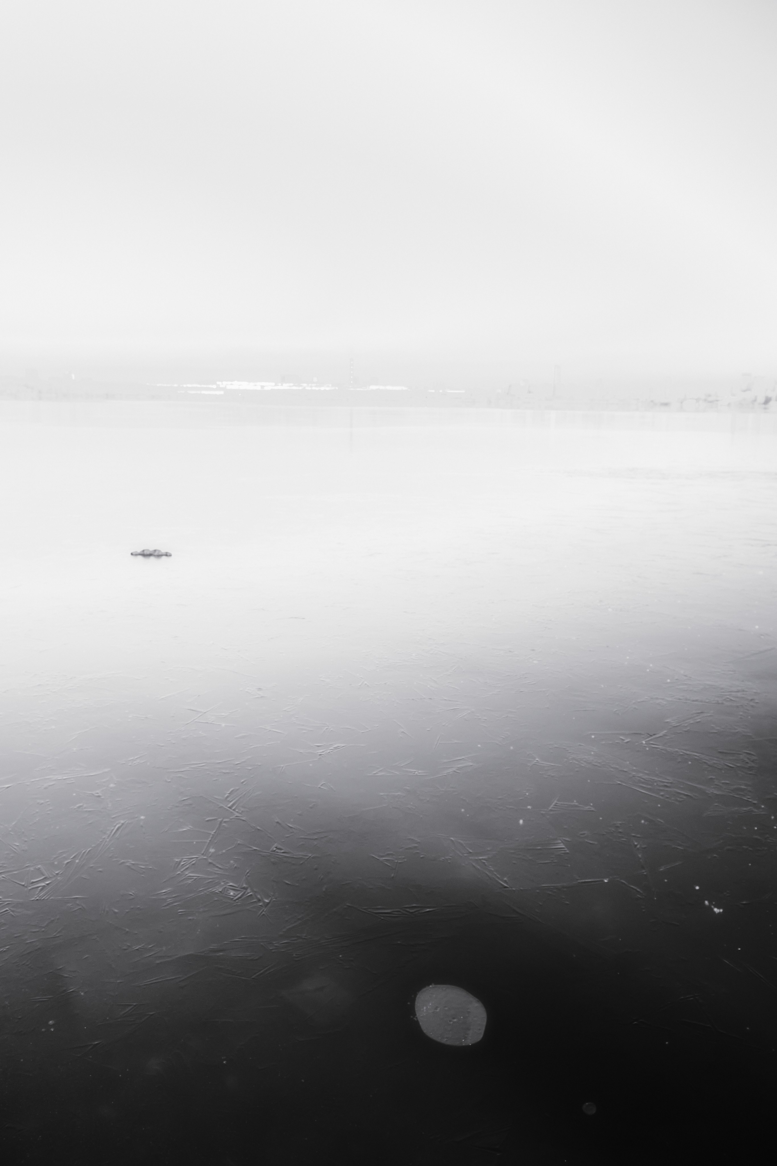 Купить коллекционный фотоотпечаток современного российского фотографа. Концептуальная фотография высокого качества в подарок или коллекцию.