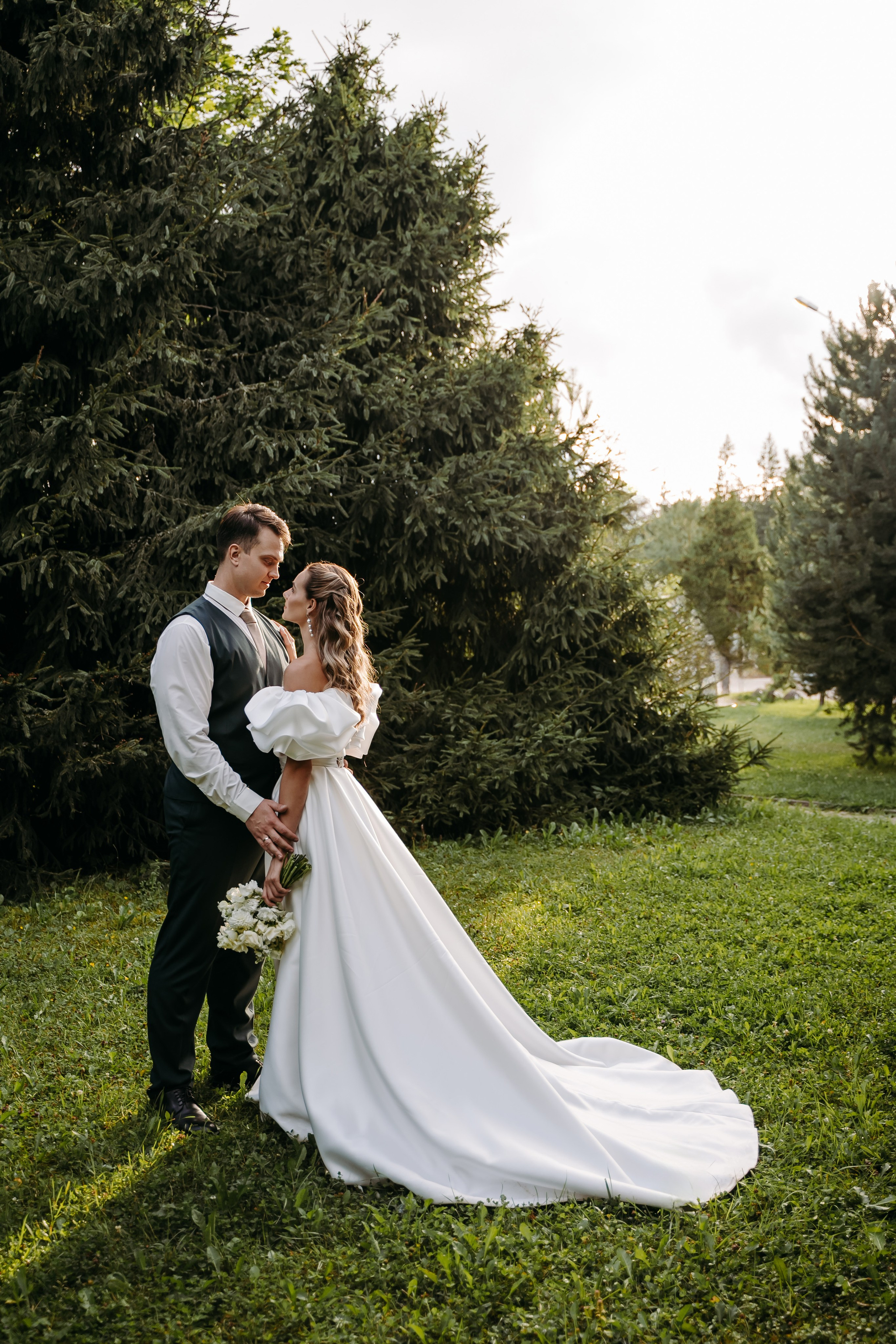 Прайс. Репортажный и свадебный фотограф в Москве Рая Небогатова