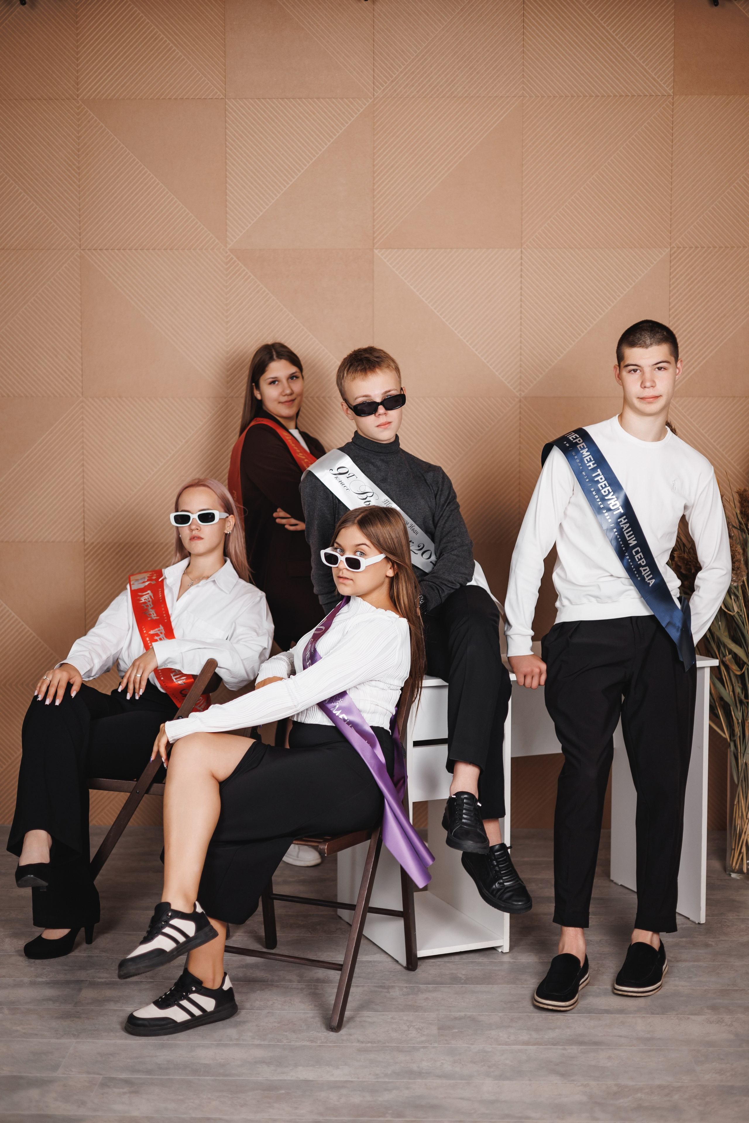 Ленты. Студия выпускных альбомов Ольги Тушковой в городе Каменск-Уральский, Екатеринбург