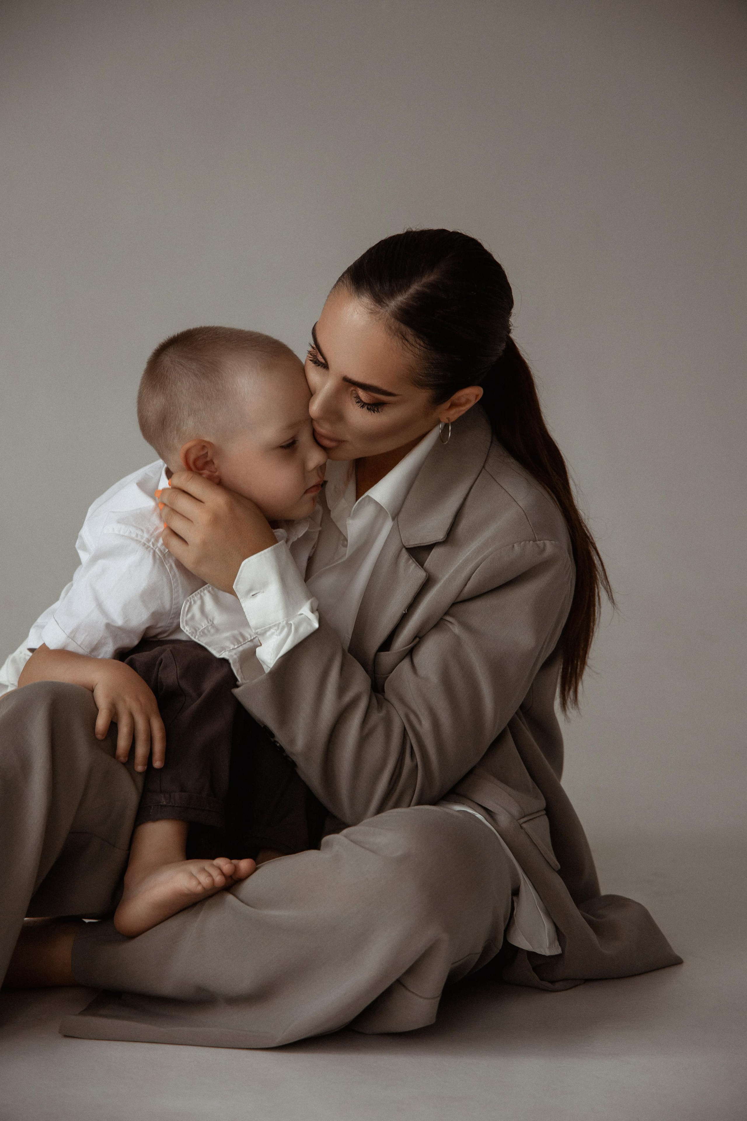 Контакты. Свадебный фотограф Москва и Московская область Кристина Рогашова