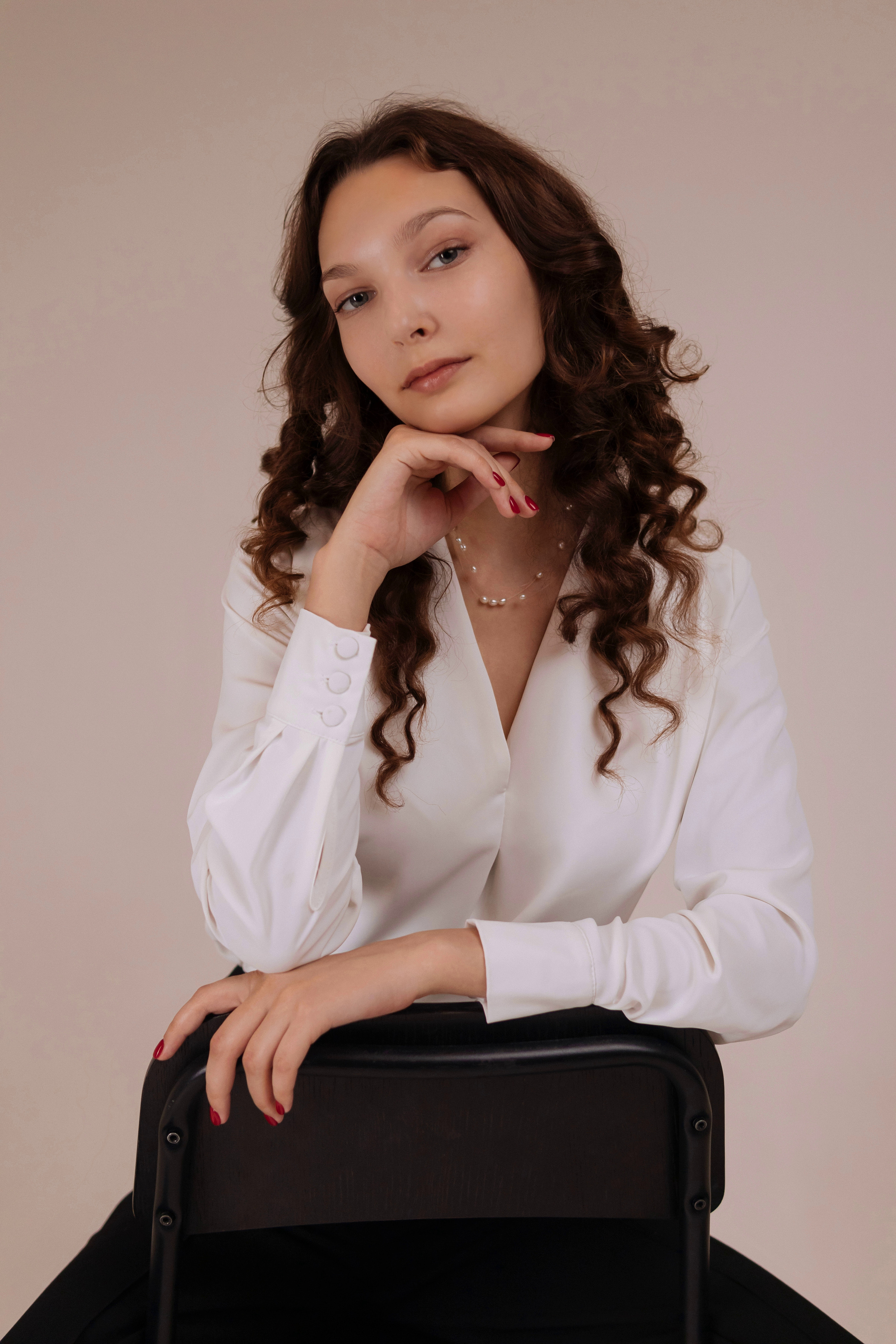 Фотосъемка девушки в студии. Фотограф в Ростове-на-Дону Игорь Апасеев