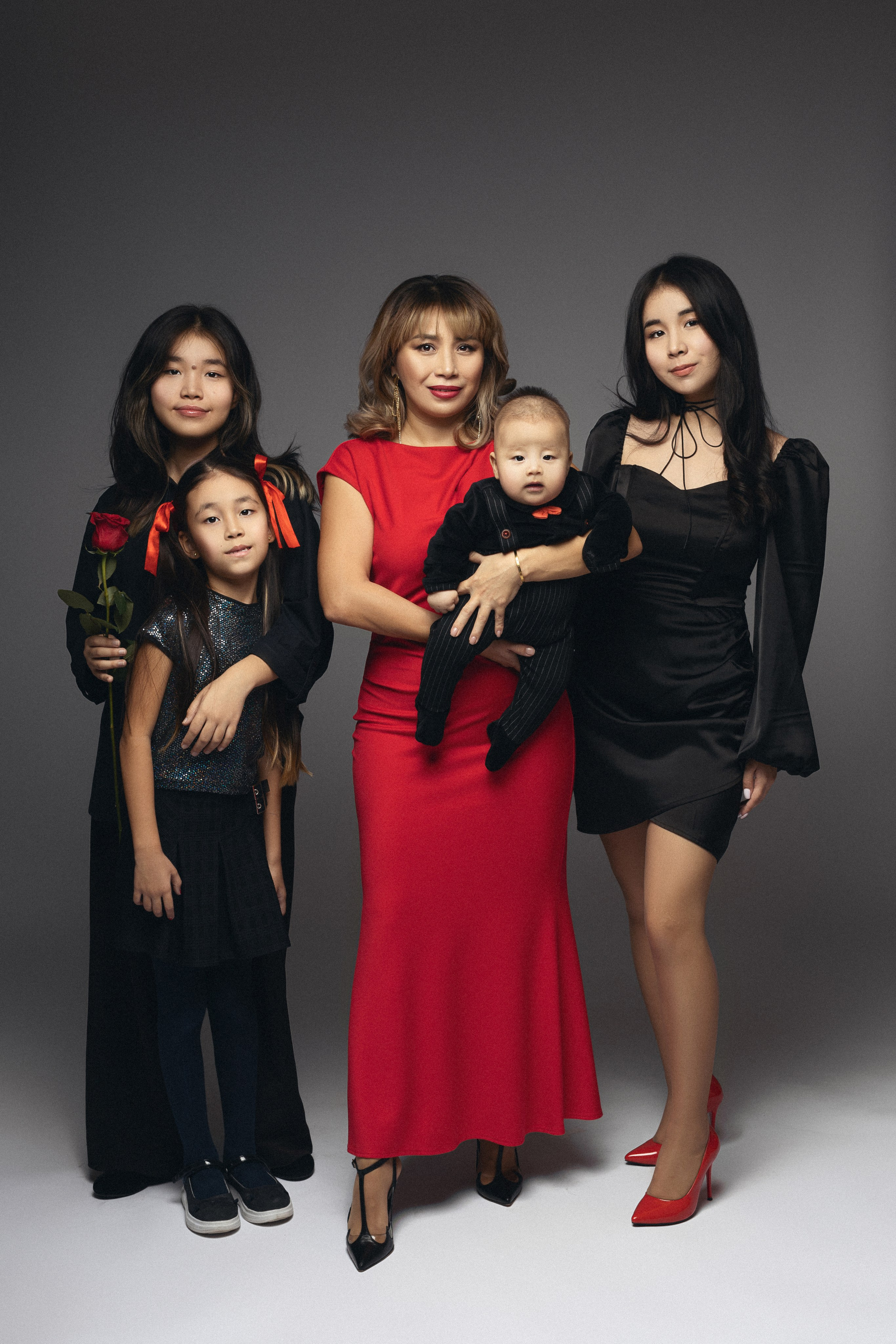 Асем. Фотограф беременности, новорождённых и деток до года в Актау