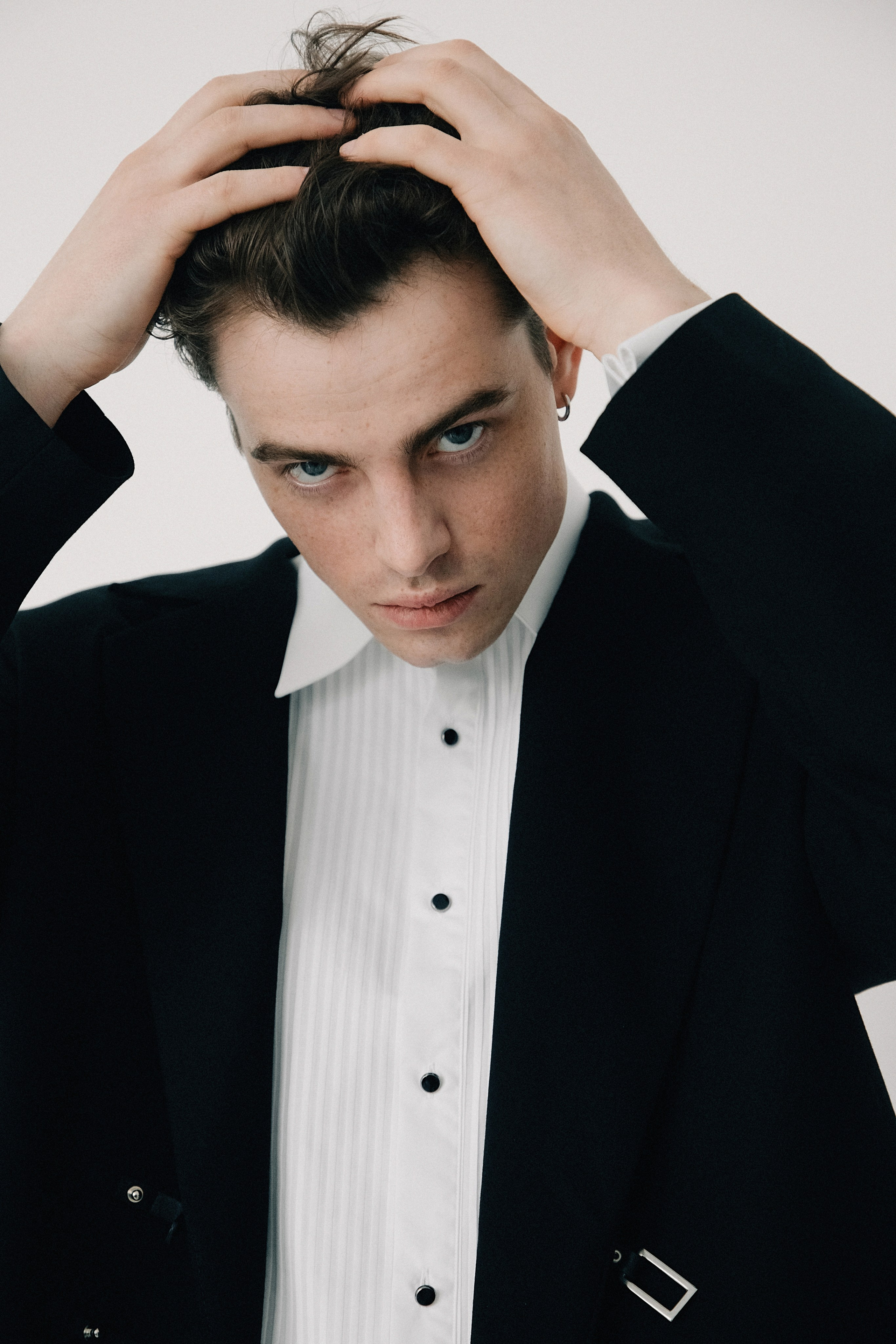 красивый парень 