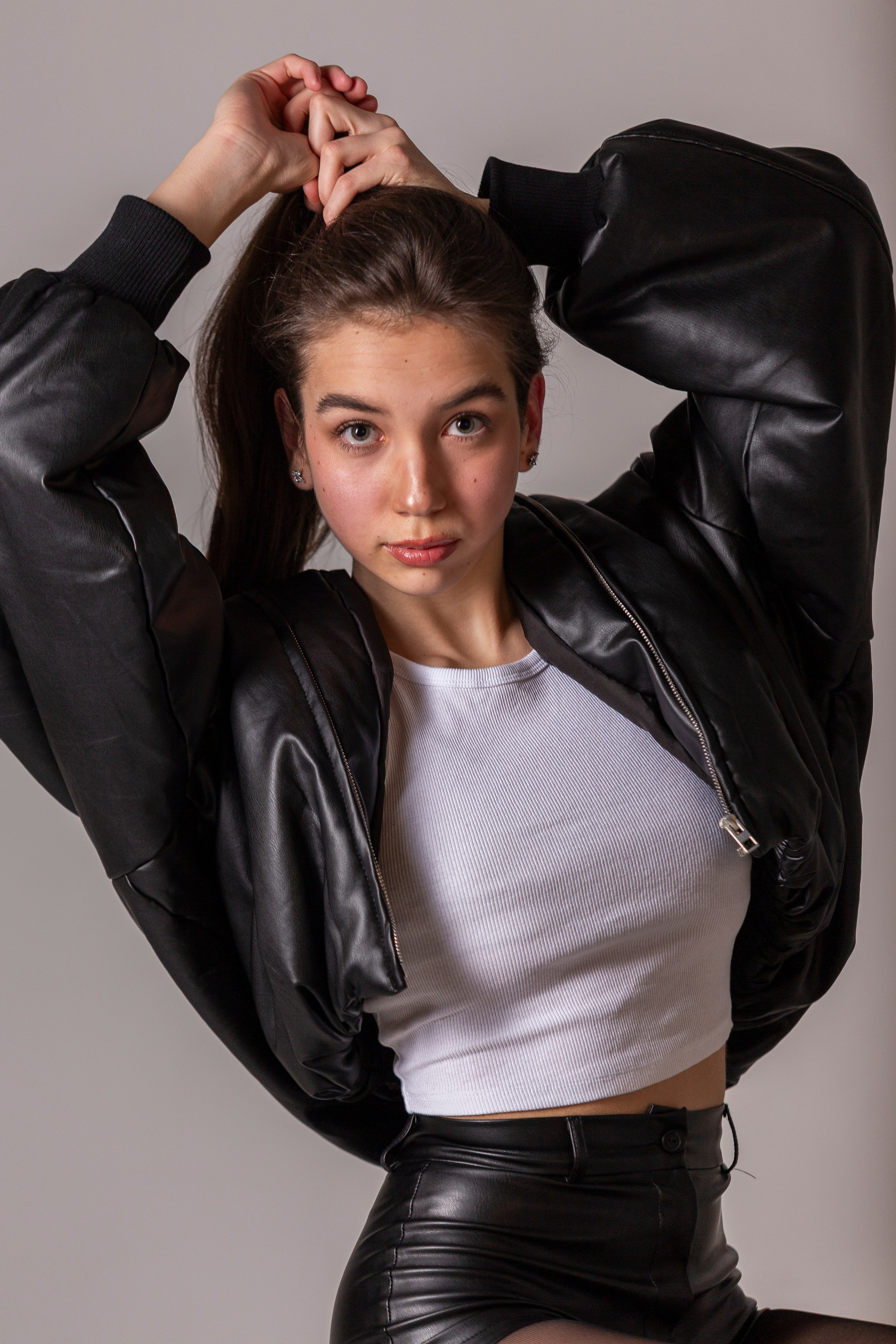 Студийная фотосессия девушки