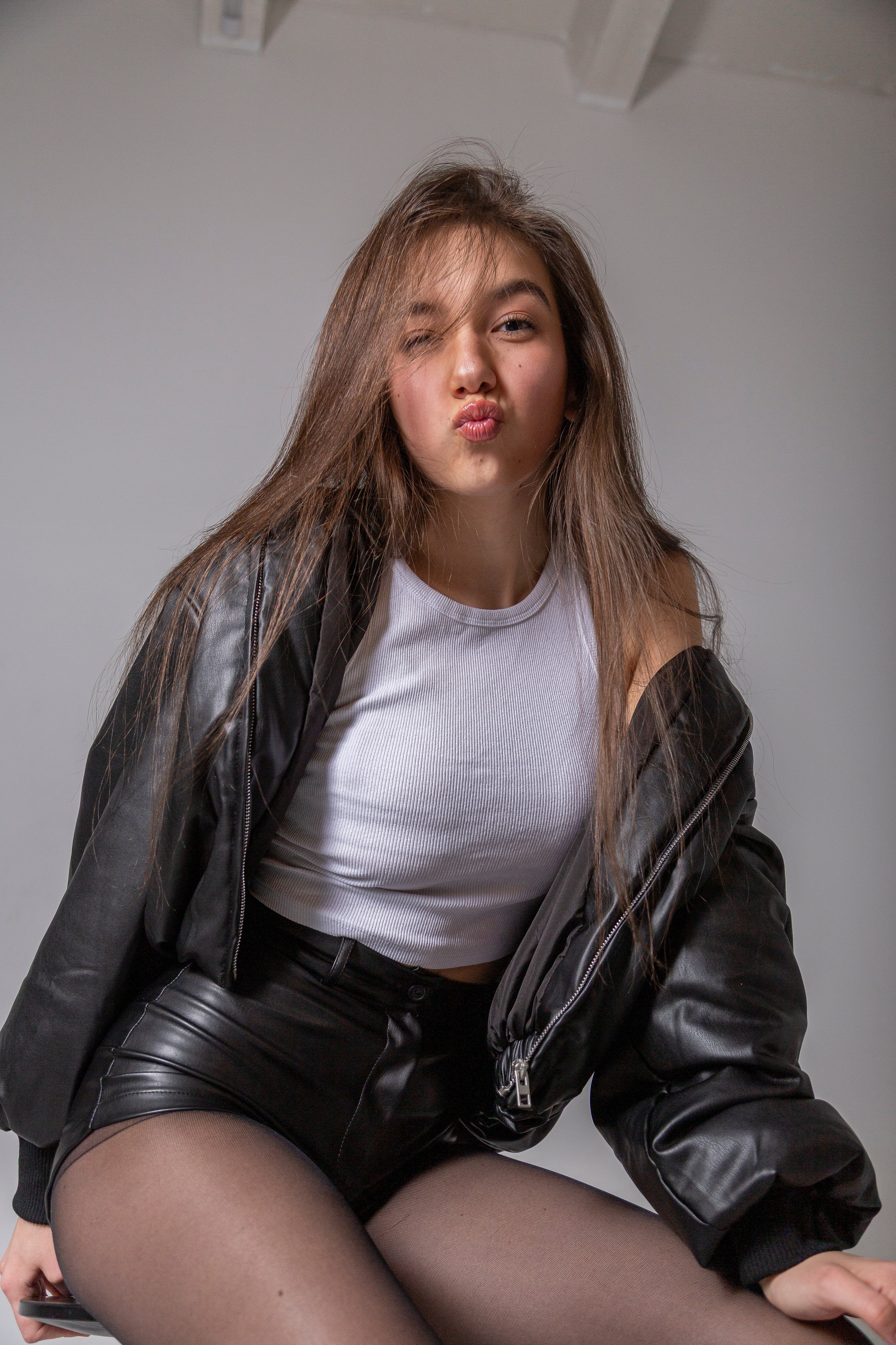 Студийная фотосессия девушки
