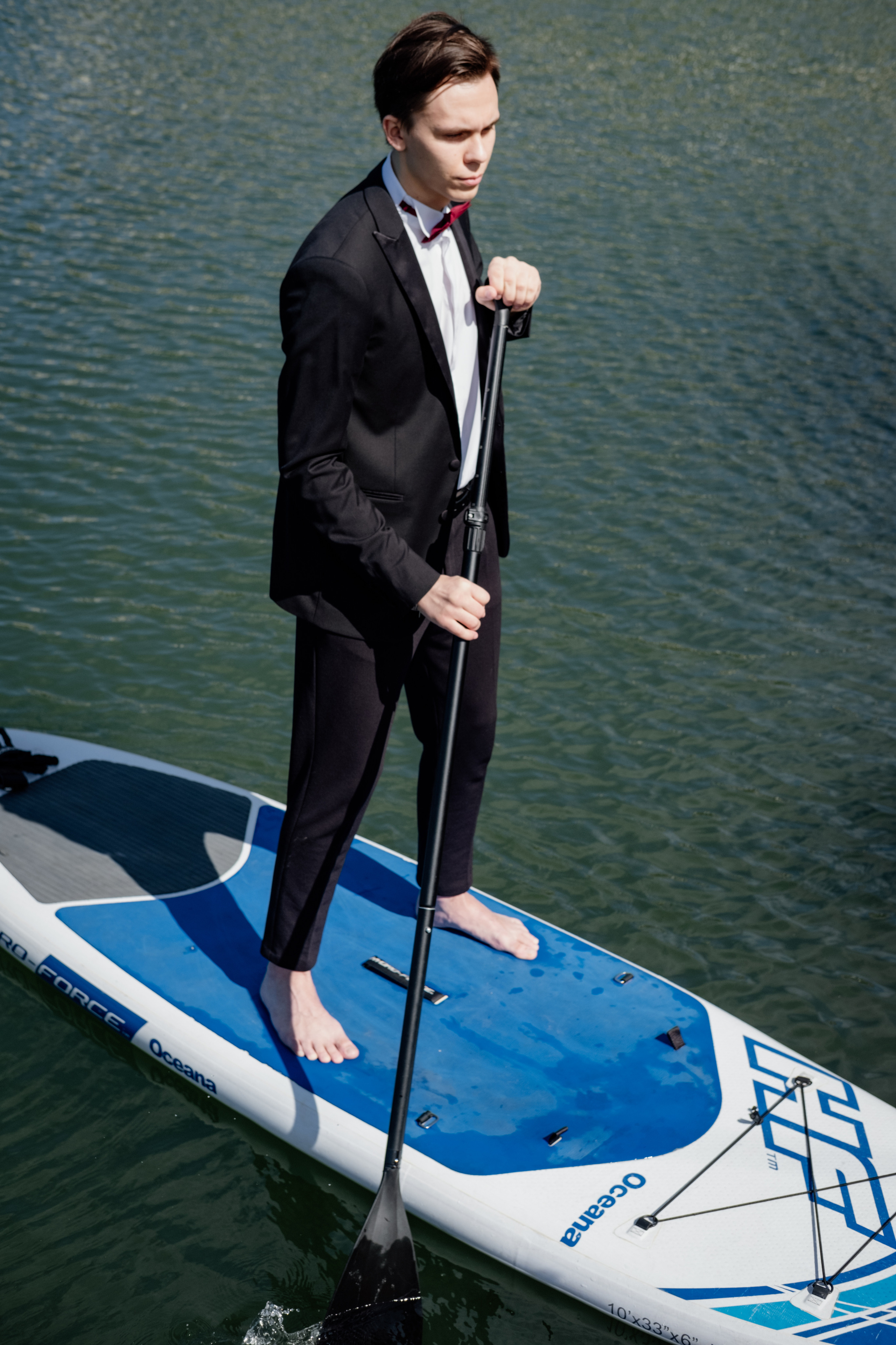 Бизнес портрет на сап сёрфе в Новосибирске. Артём Кузнецов, фотограф, Новосибирск