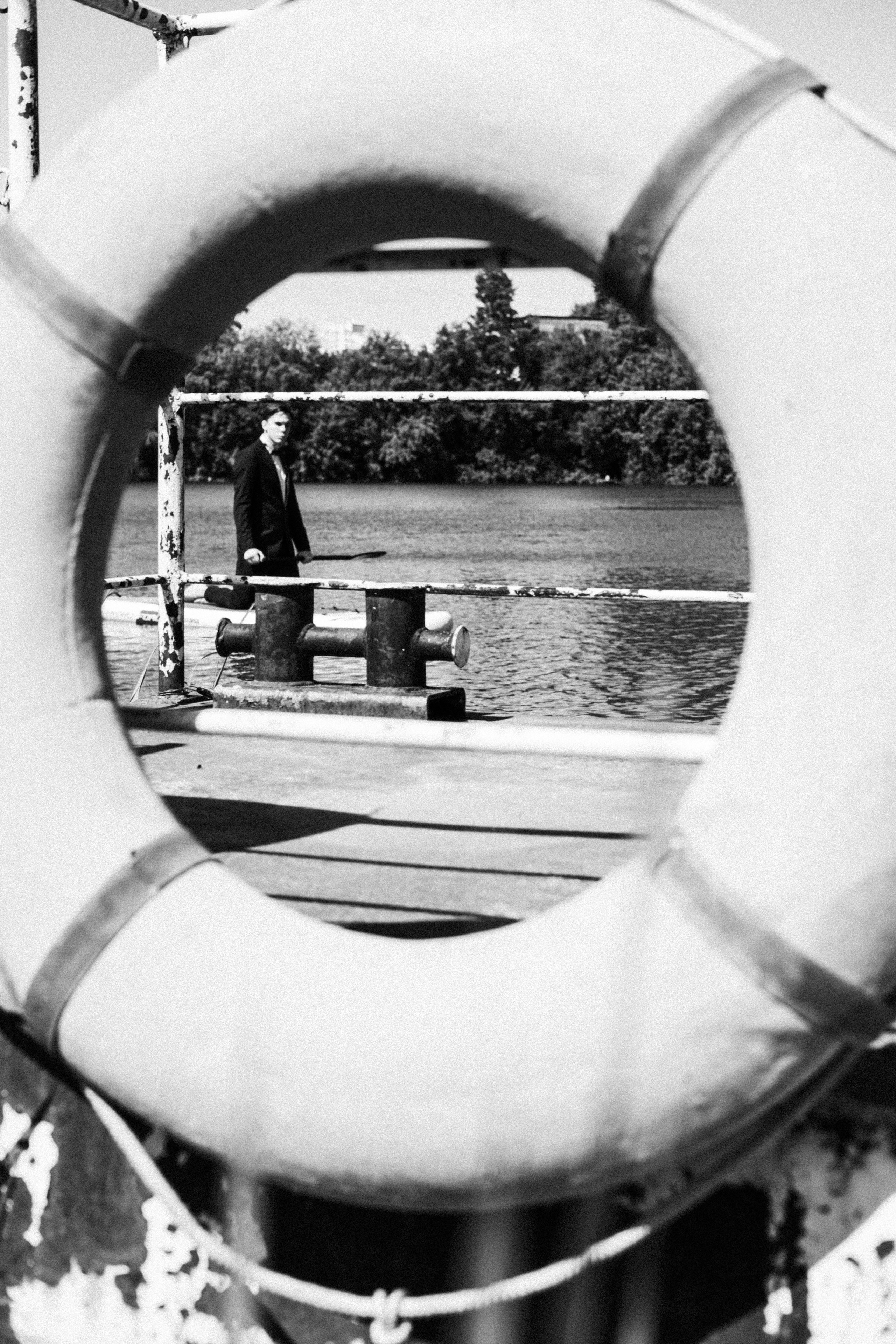 Бизнес портрет на сап сёрфе в Новосибирске. Артём Кузнецов, фотограф, Новосибирск