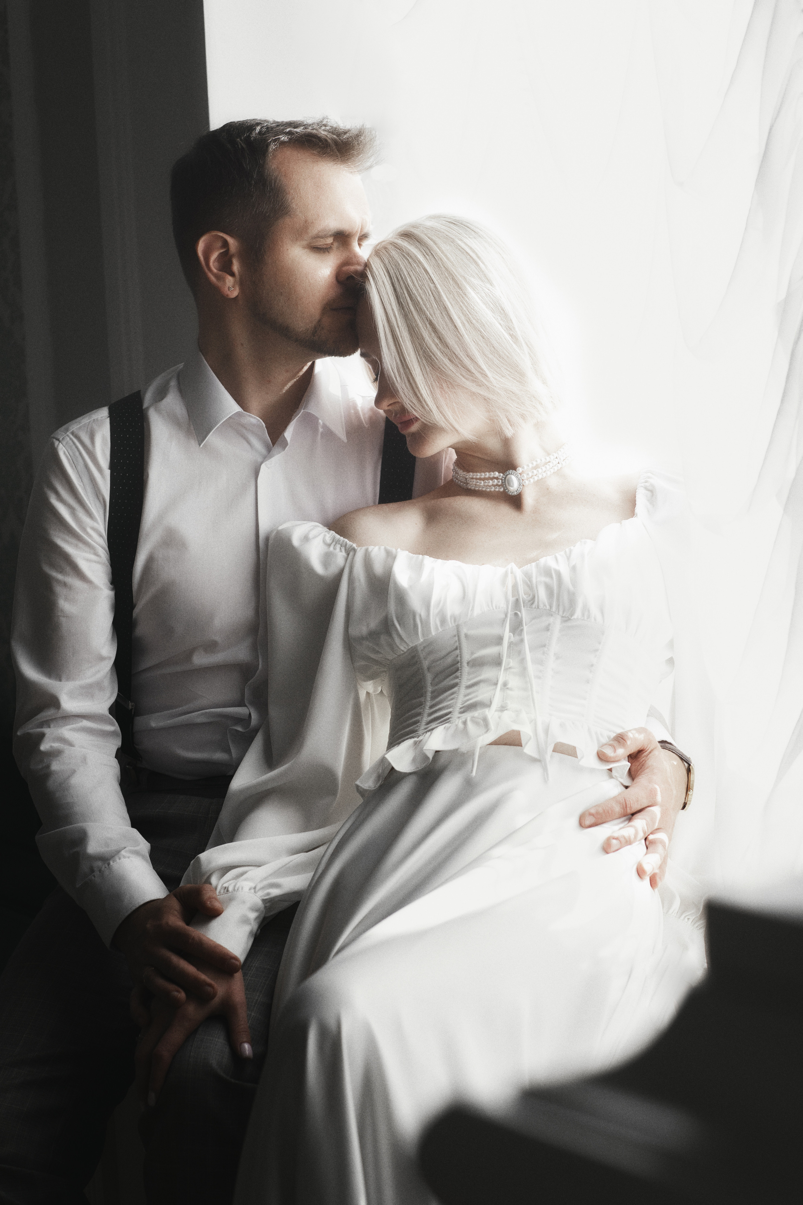 Фотосессия молодоженов в театре Я.Купалы