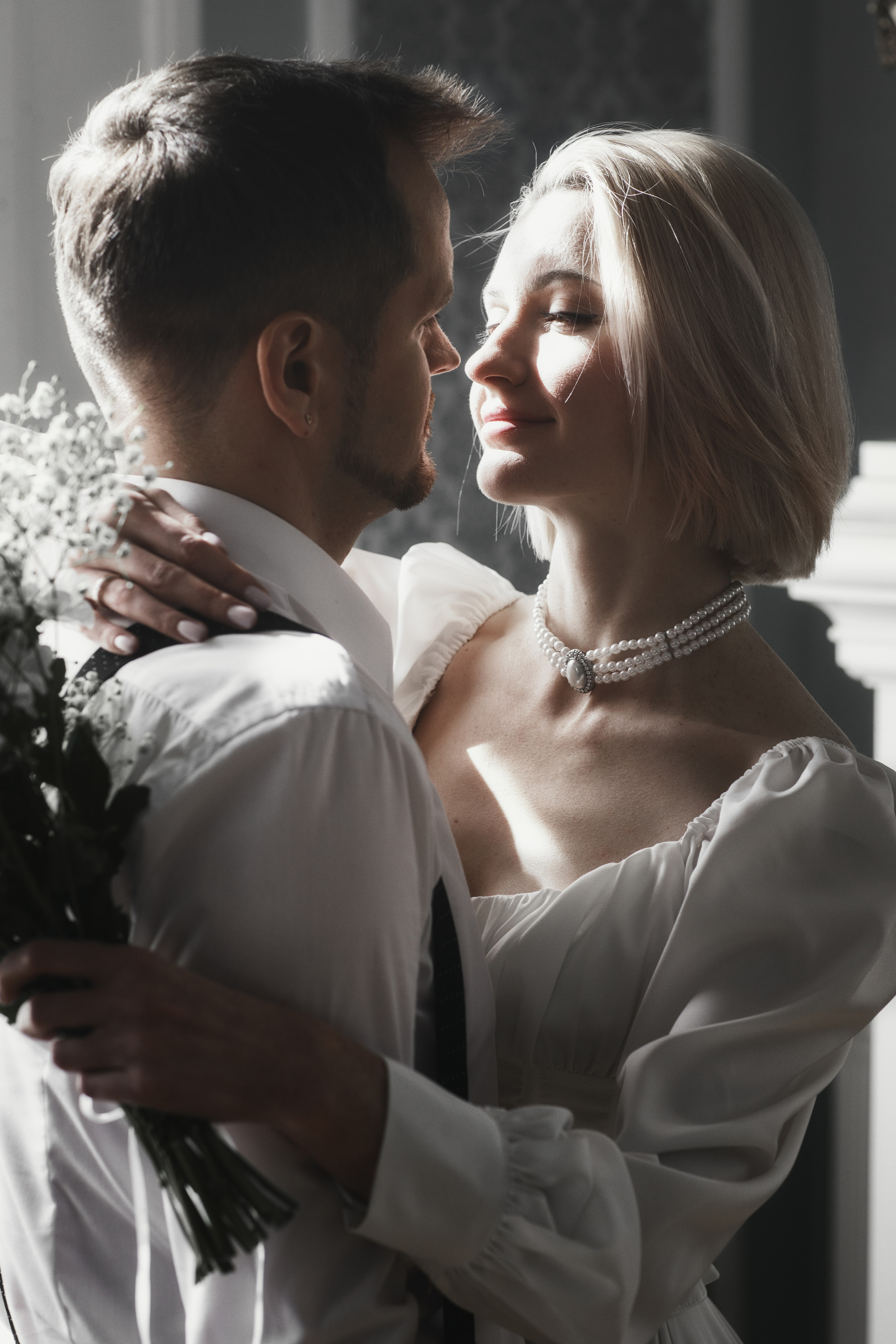 Фотосессия молодоженов в театре Я.Купалы