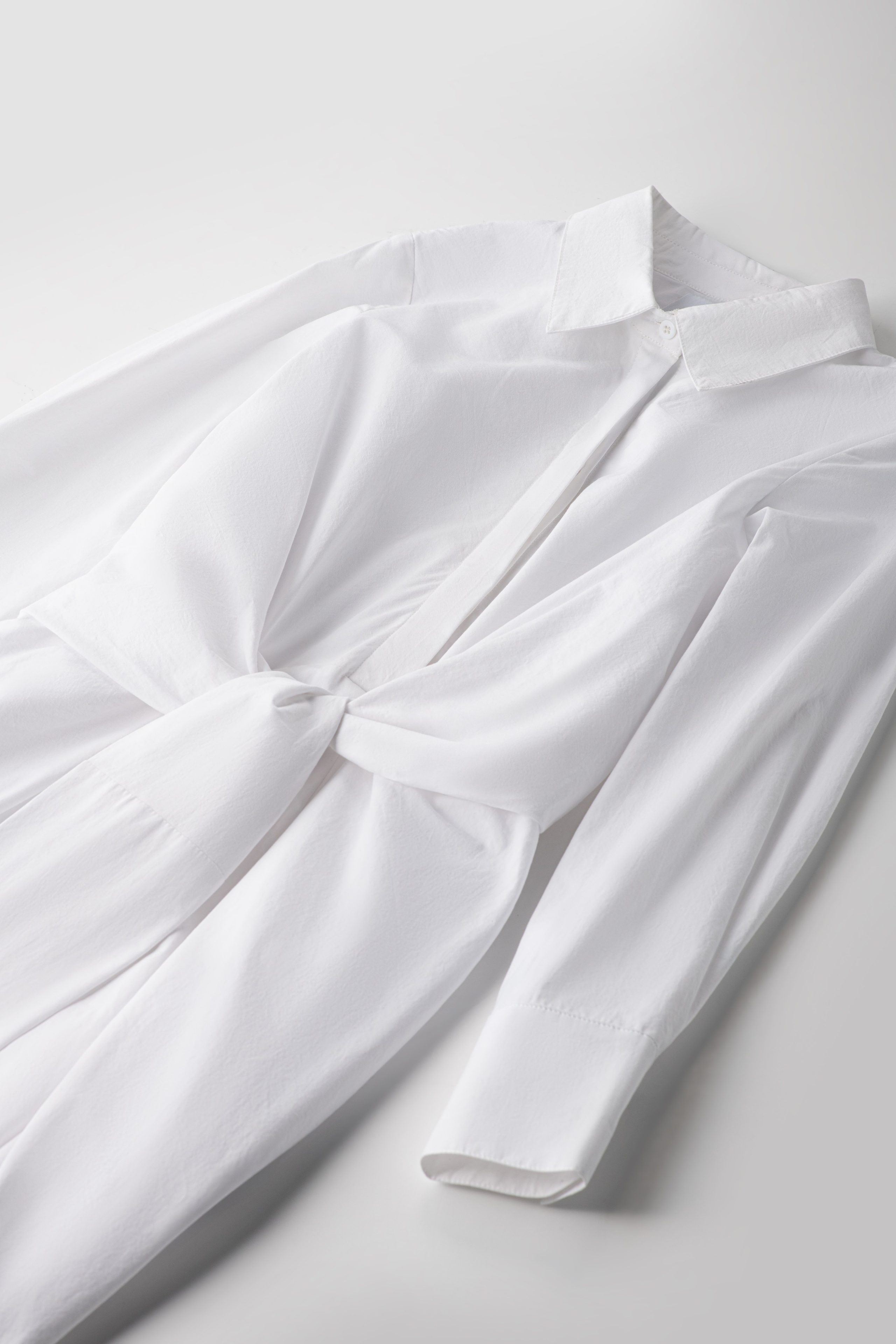 Профессиональная ретушь одежды для сайта и маркетплейсов