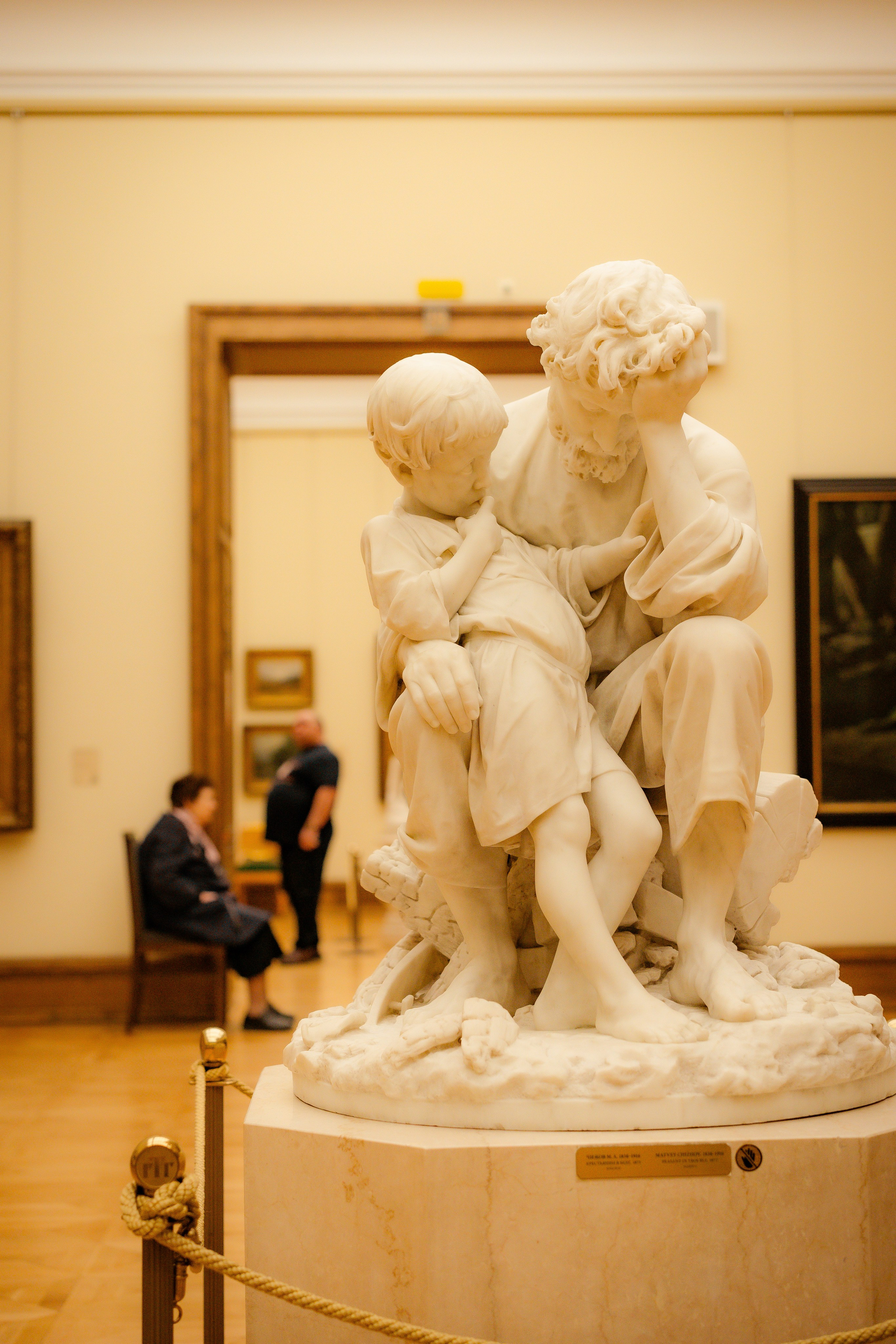 Марина и Третьяковская галерея. Портретный и семейный фотограф в Москве/Видное