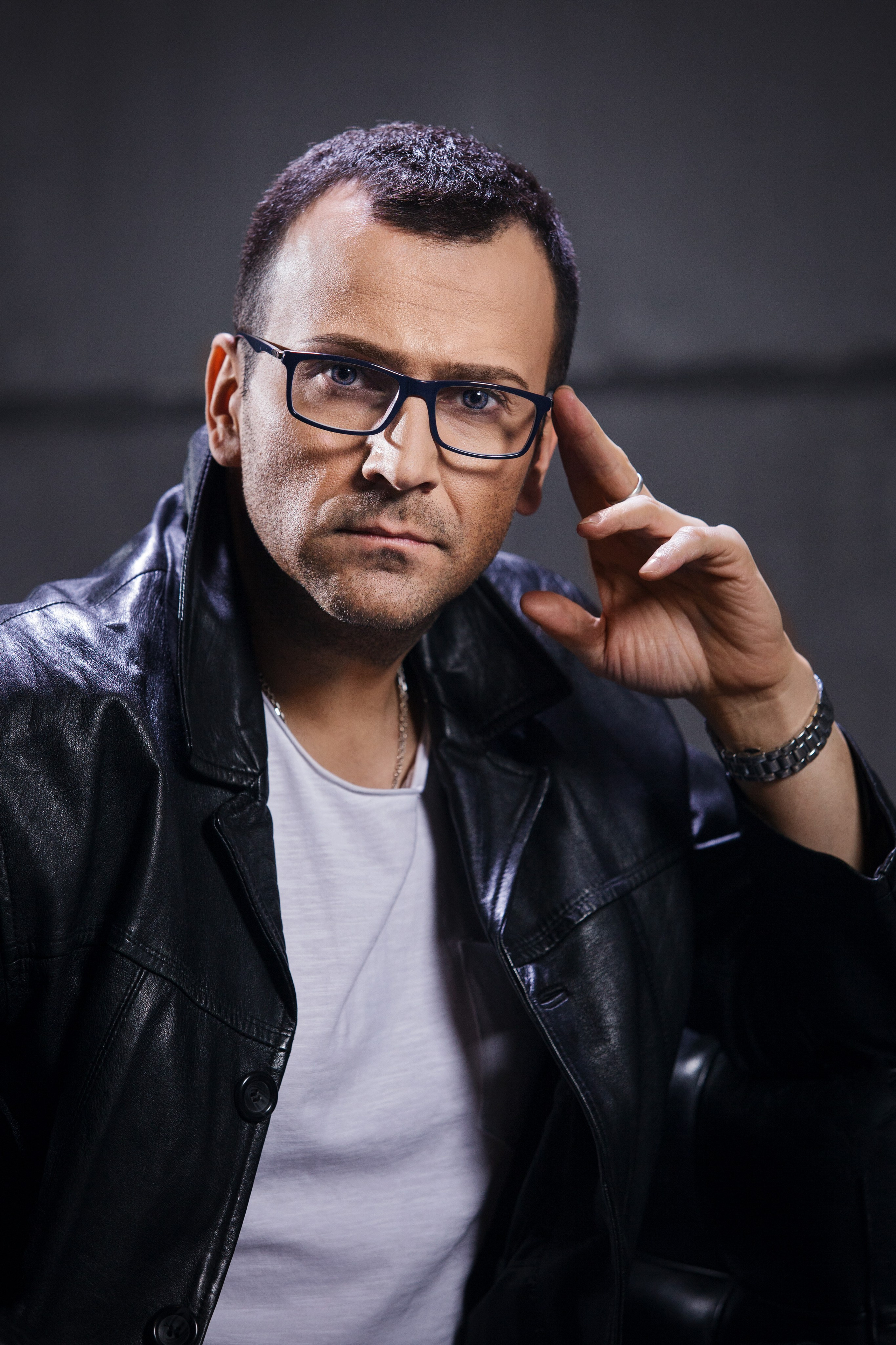 Новогодняя коллекция — 2025. Тепло зимнего вечера. Антон и Татьяна Денисенко