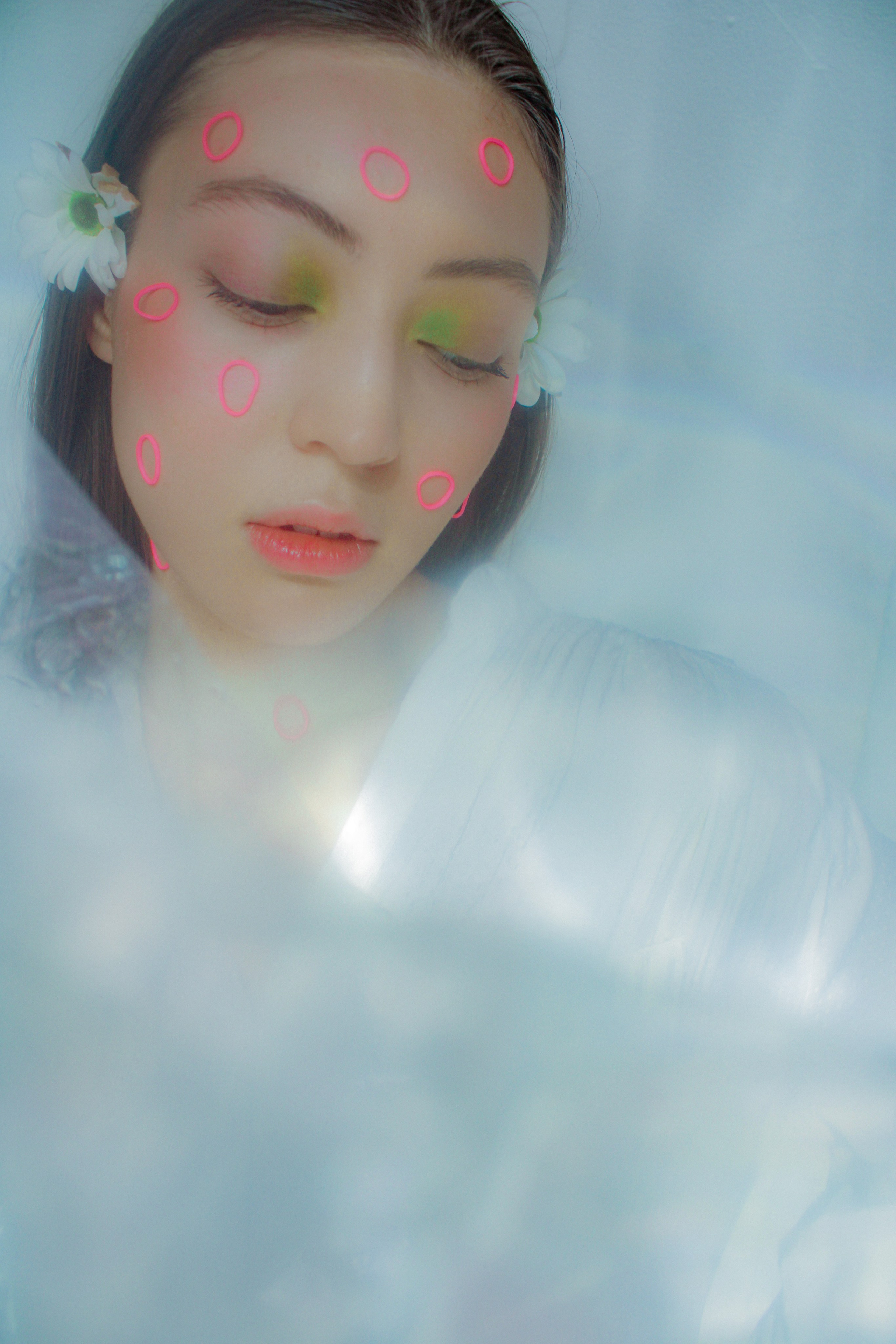 Контакты. Визажист в Москве Виктория Шевченко