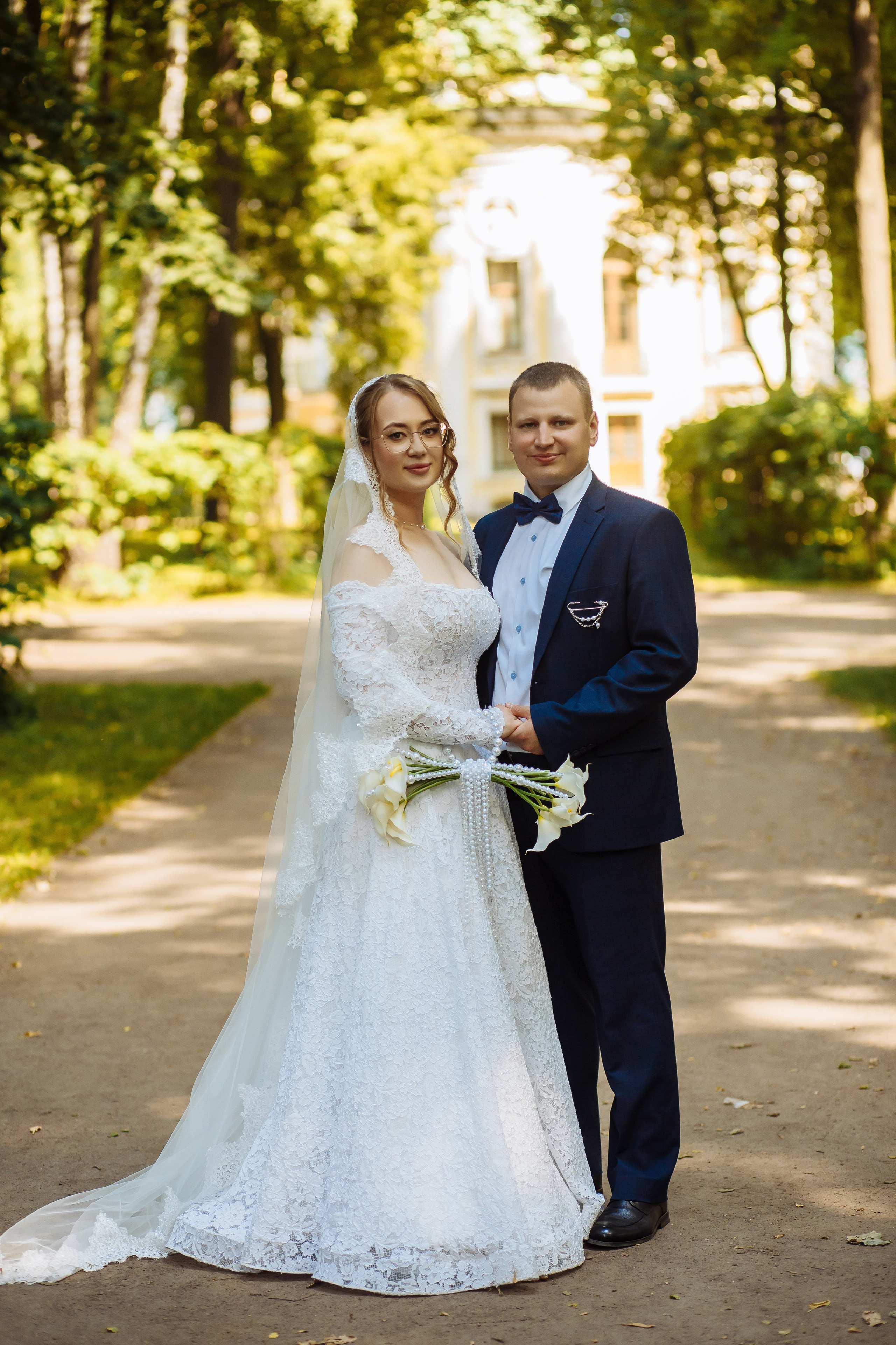 Свадебная прогулка в&nbsp;Кусково - красивая пара