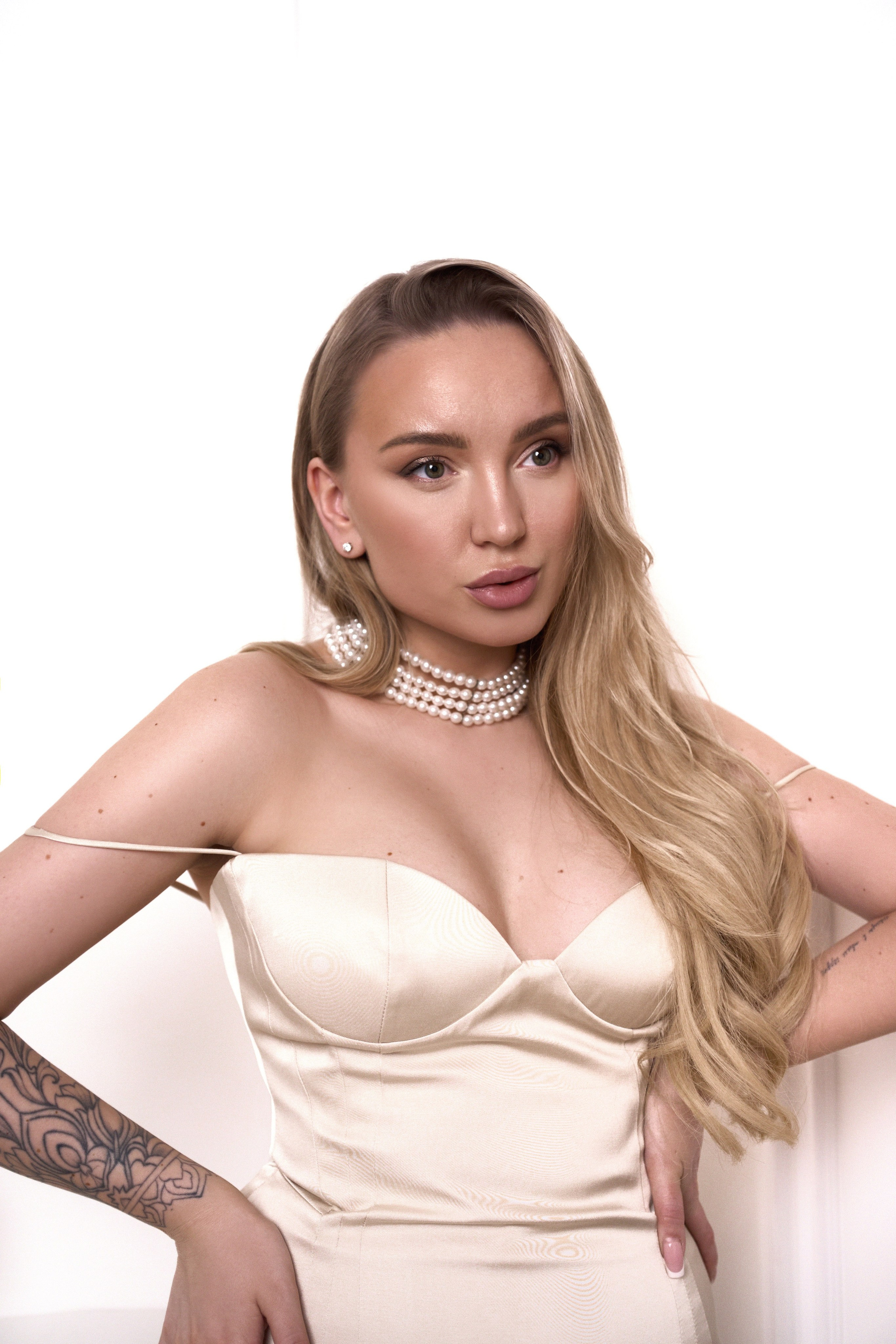 Сплетни — женское тайное сообщество. Анастасия Мельникова