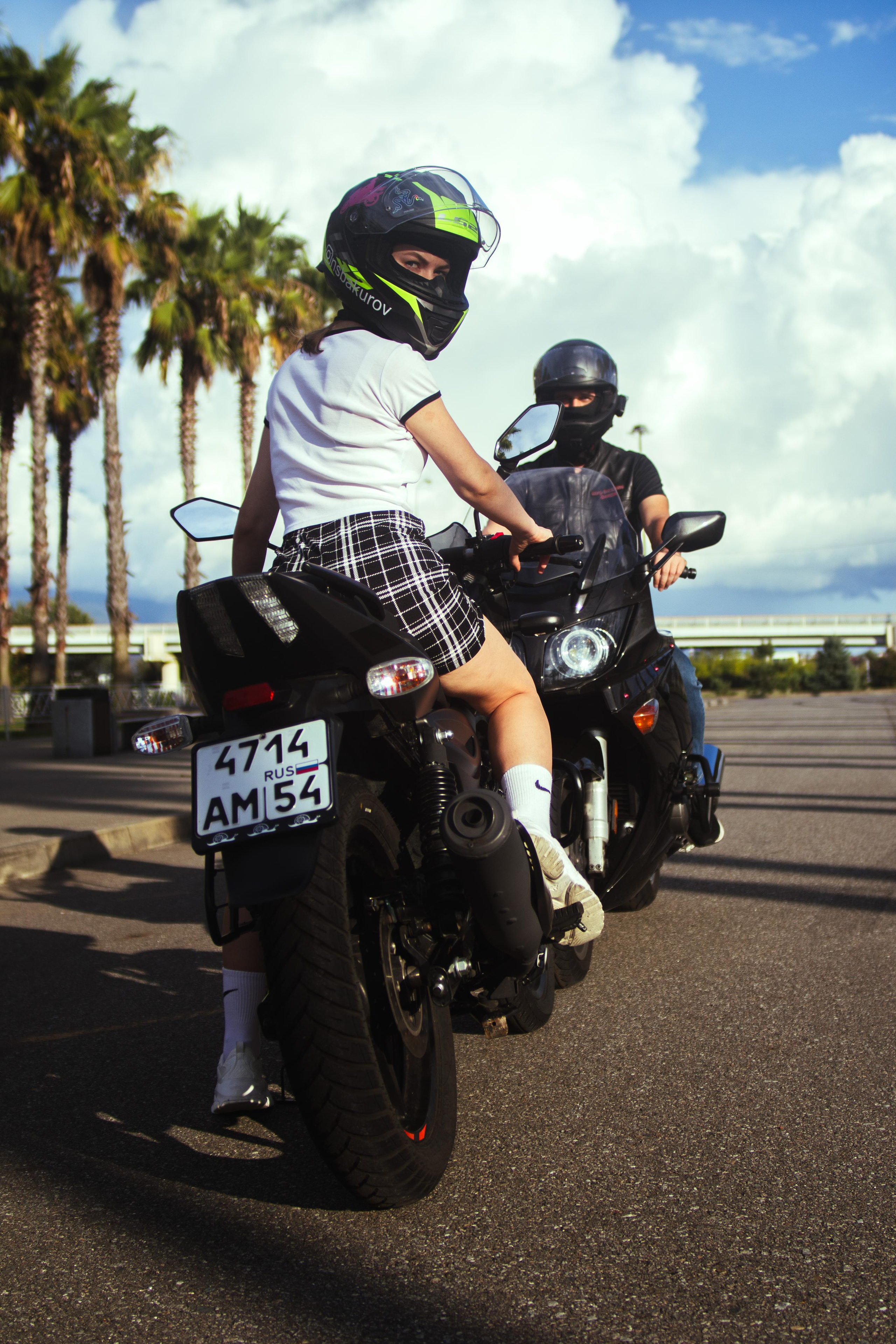 Атмосферная уличная фотосессия в Сочи – стиль и эмоции