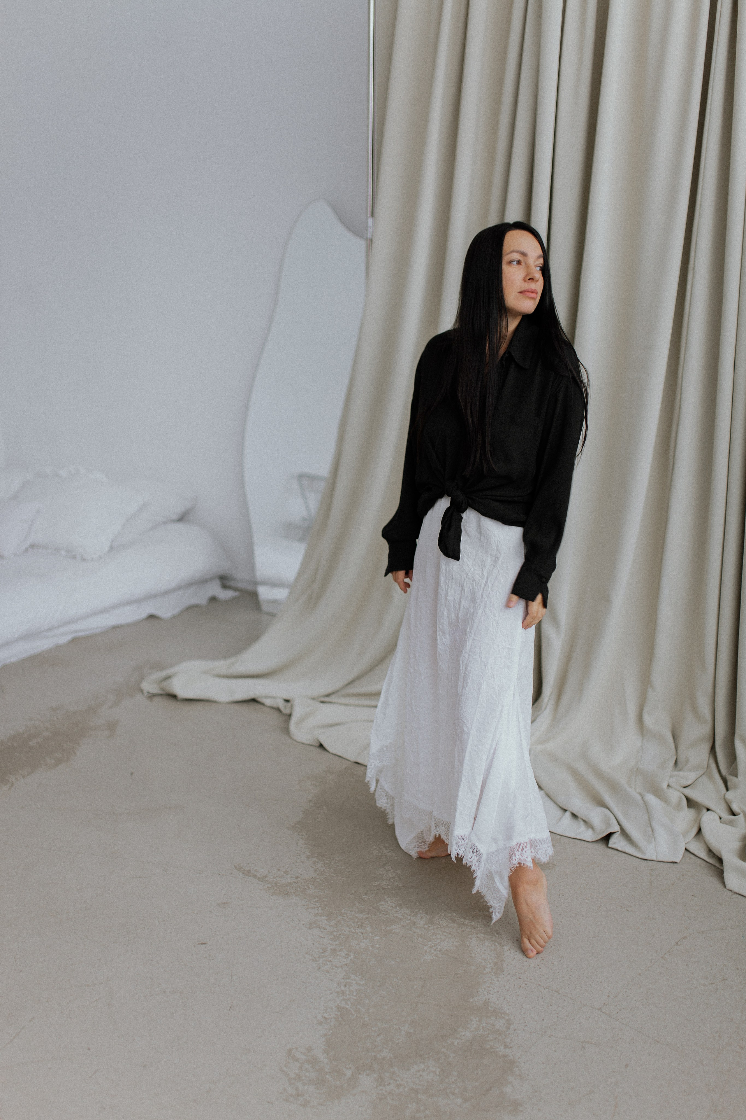 Contacts. Portrait photographer Olga Prokopova based in Budapest