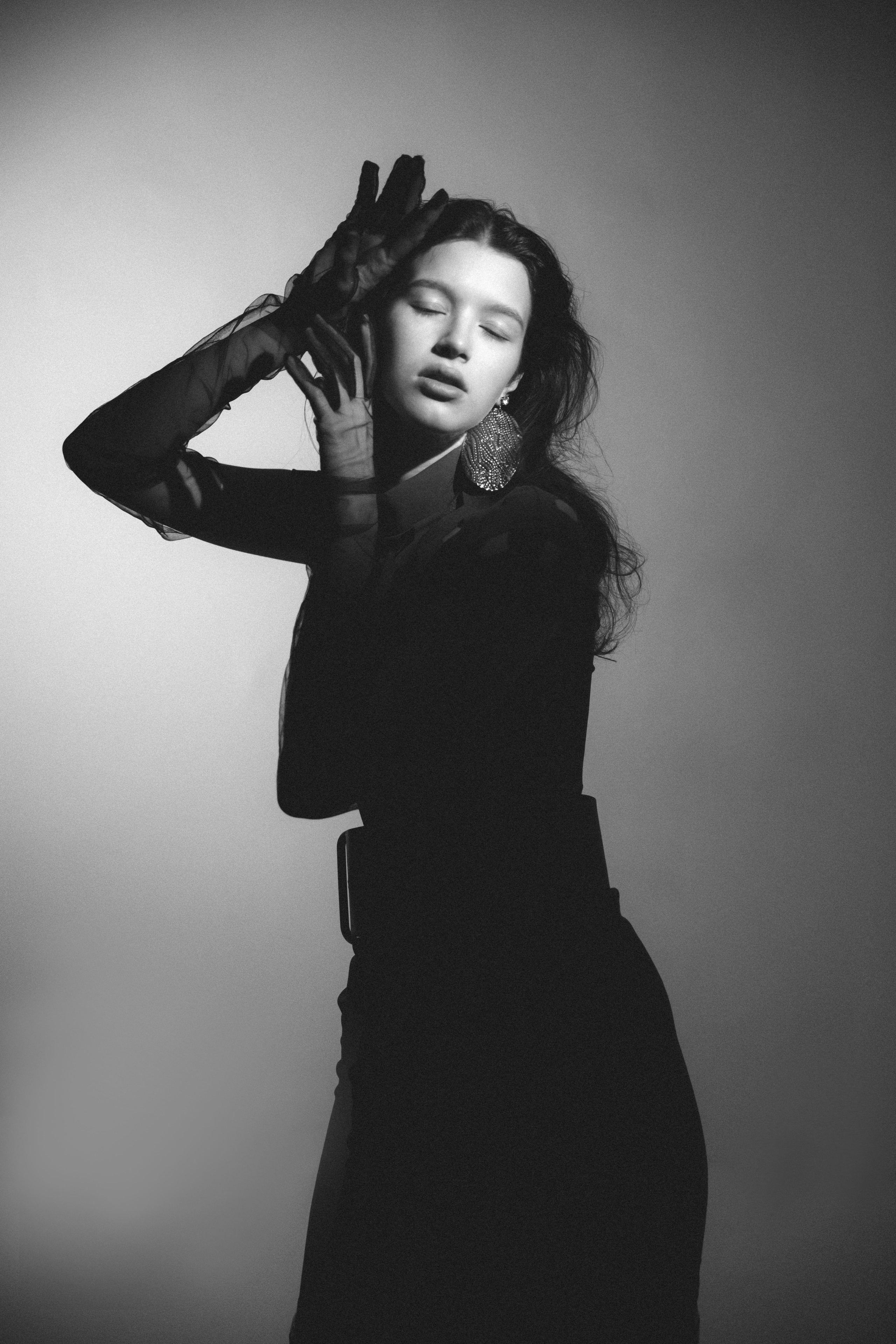 Ксения. Маски Габо и жесткий свет. Фотограф в Санкт-Петербурге Алена Сертакова