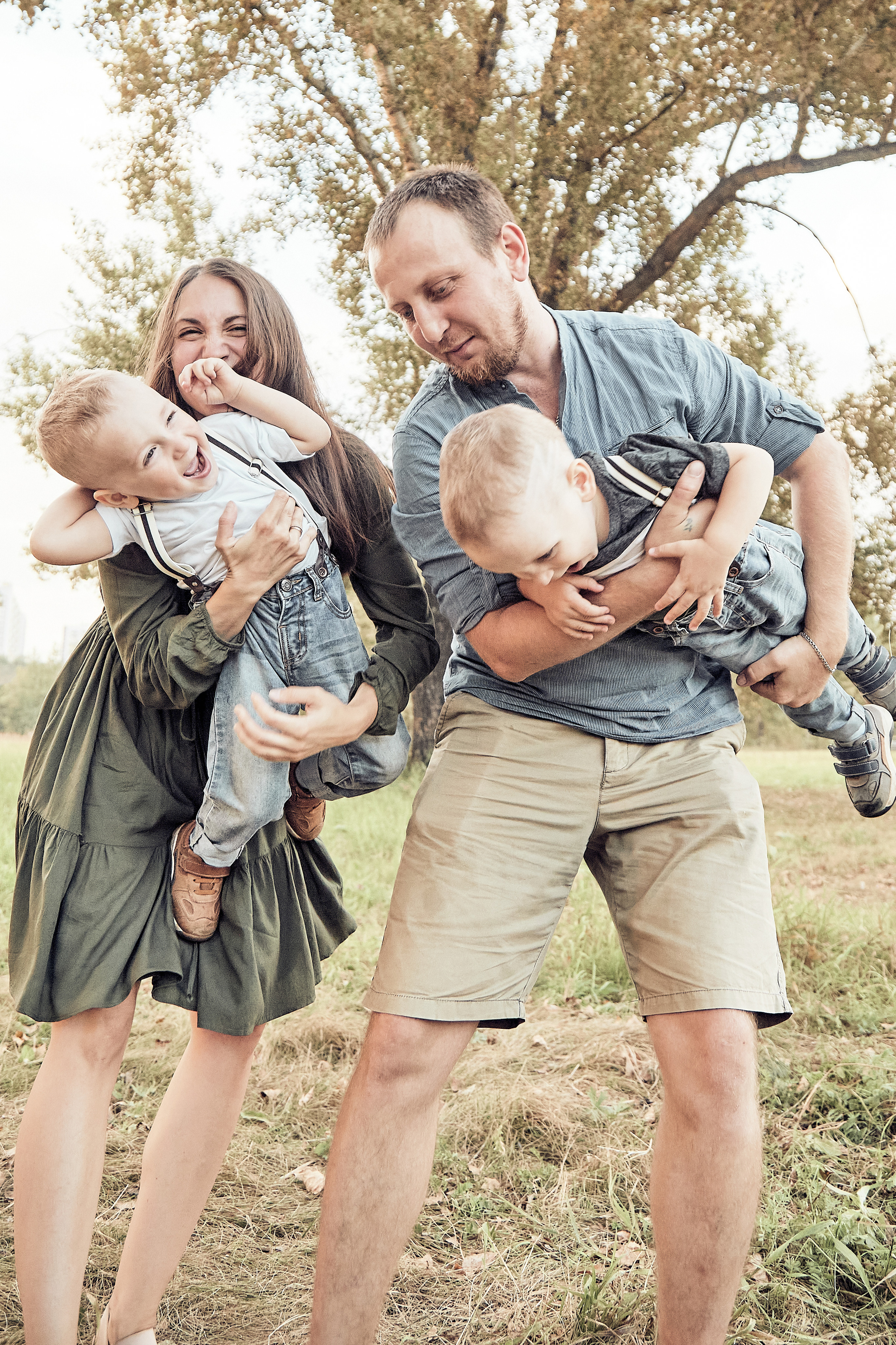 Семейная фотосессия, фотограф в Красноярске,. Свадебный и семейный фотограф в Красноярске Владимир Ятмасов