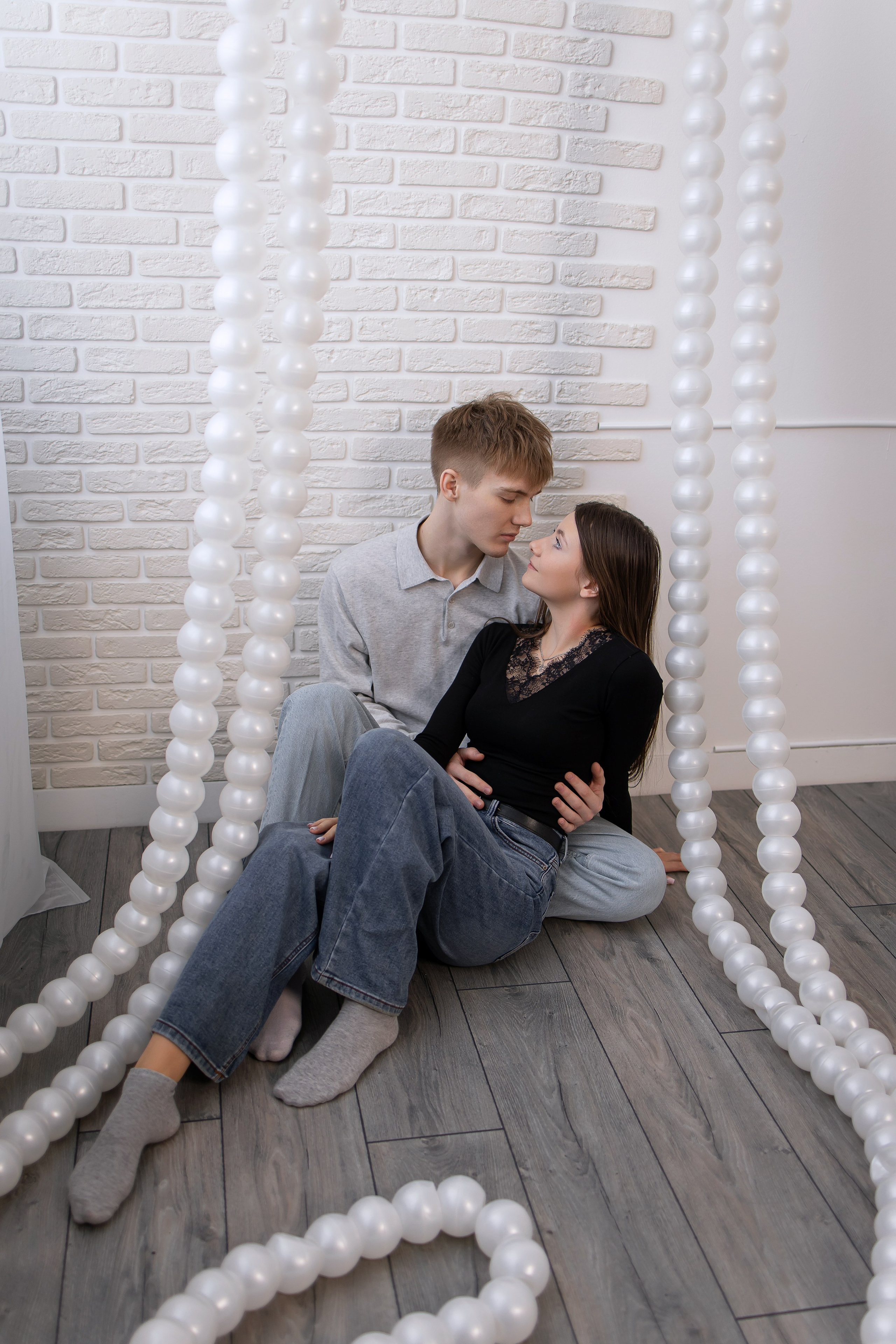 Штатный фотограф. Интерьерная фотостудия Background в Омске