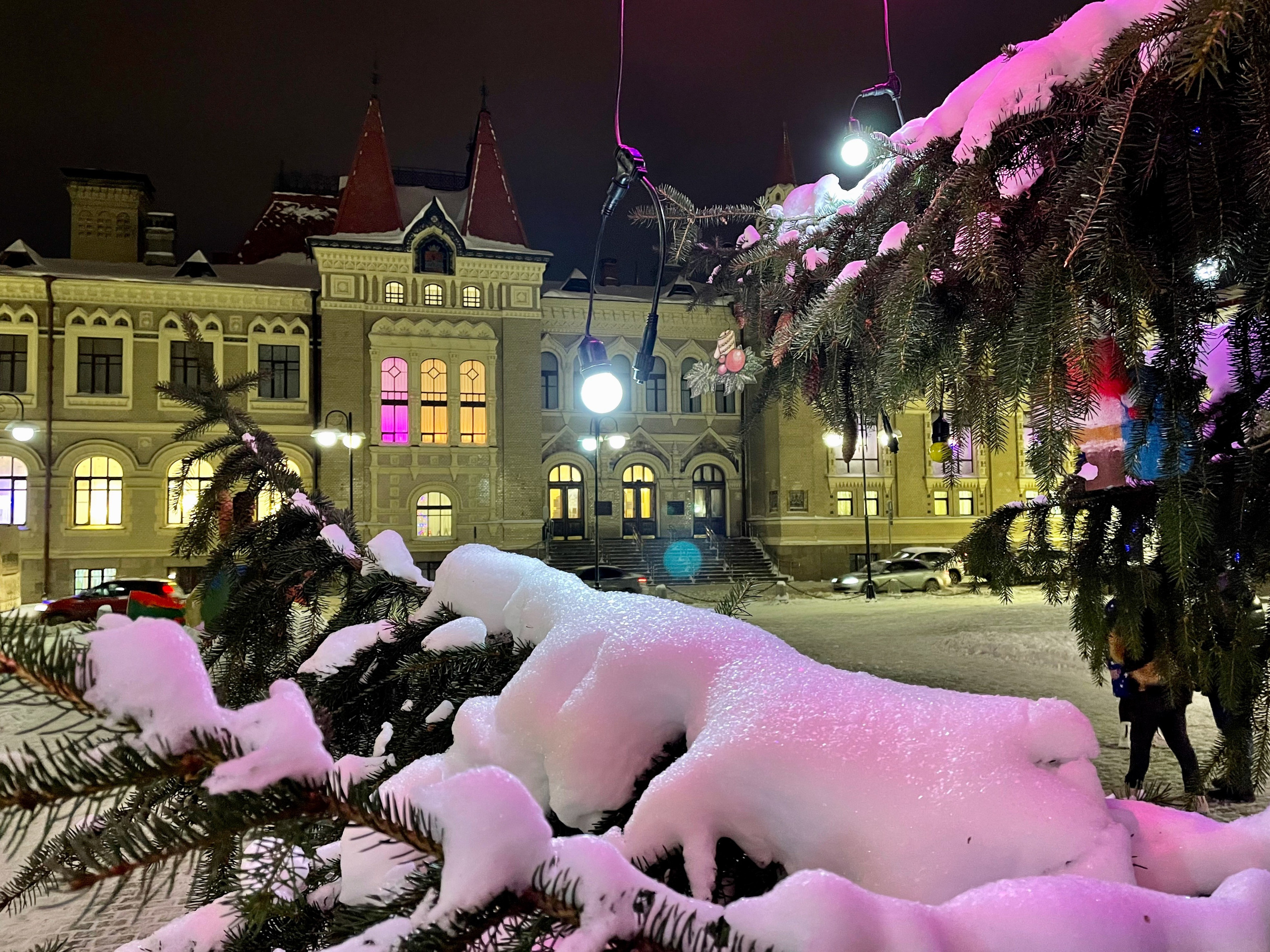 Рыбинск – город, в котором история оживает. Проект «Фотокладовка»: блог уличной фотографии в формате street photo