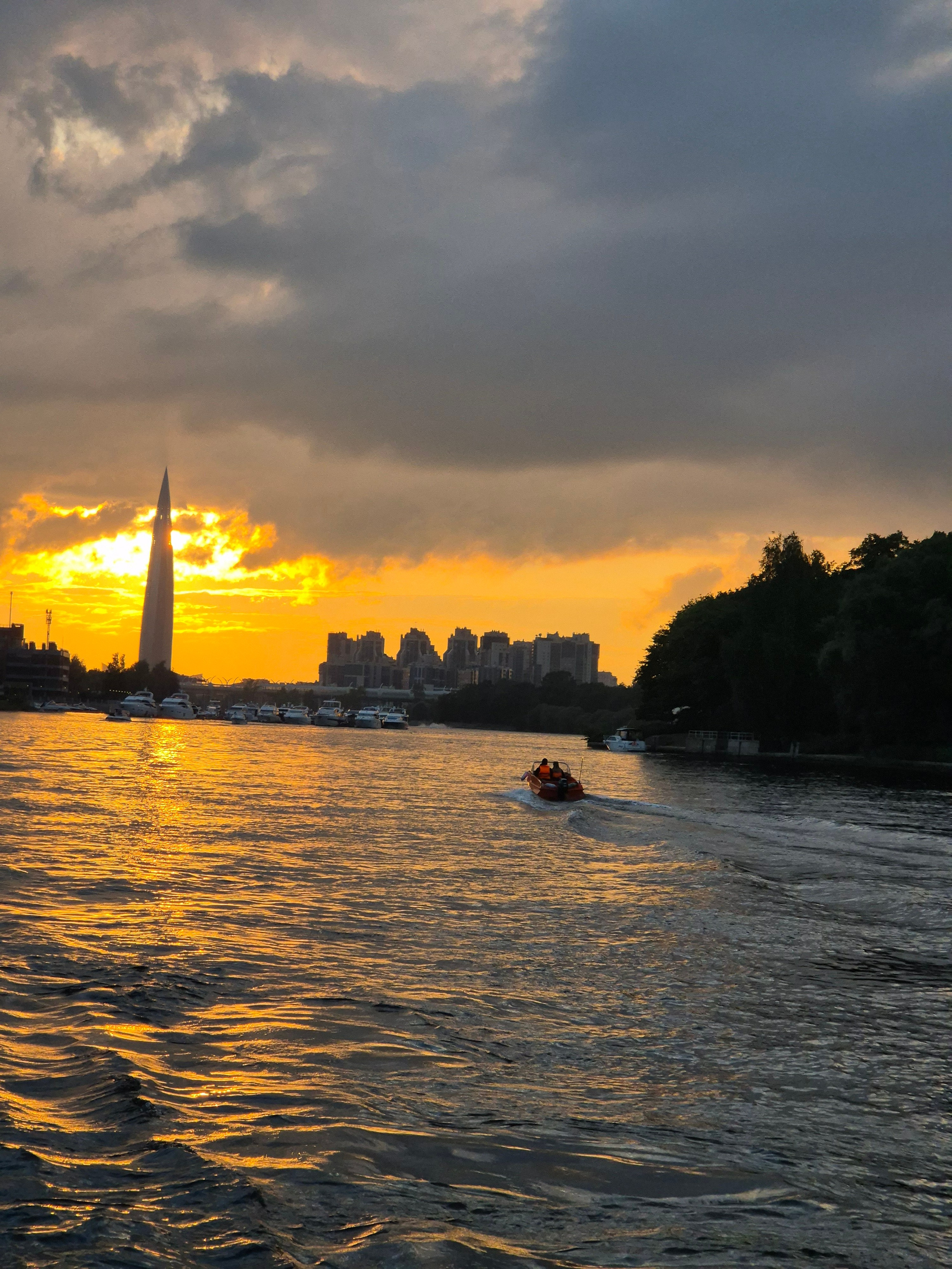 2024. Walk & Fly with Batay