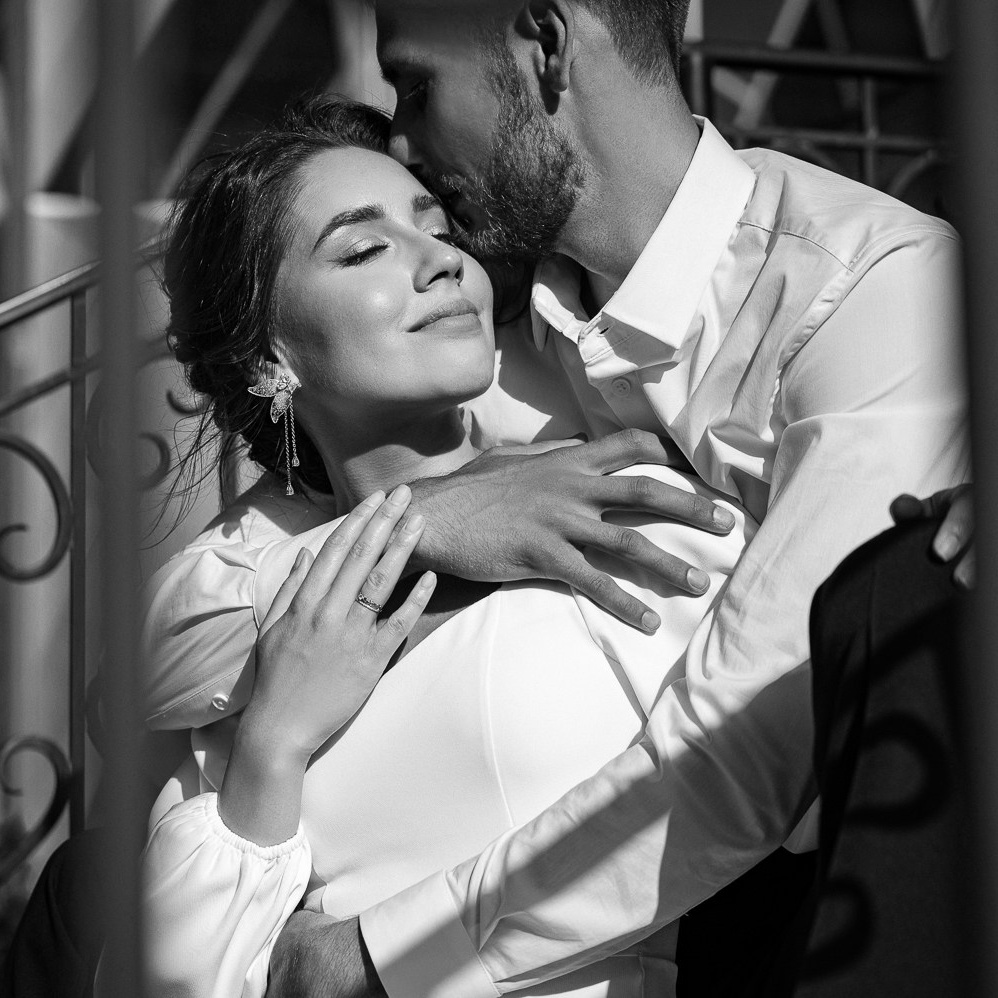 Романтическая фотосессия пары в Екатеринбурге. Ваш персональный фотограф в Екатеринбурге и области